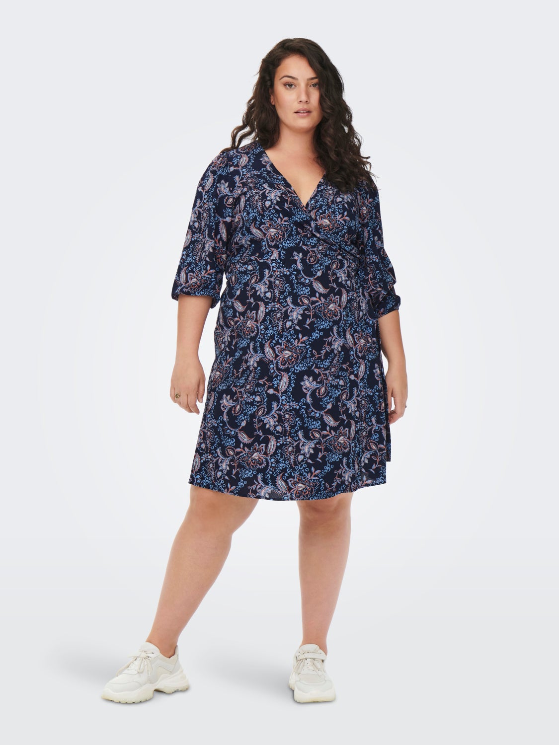 Curvy 3/4 sleeve Wrap dress
