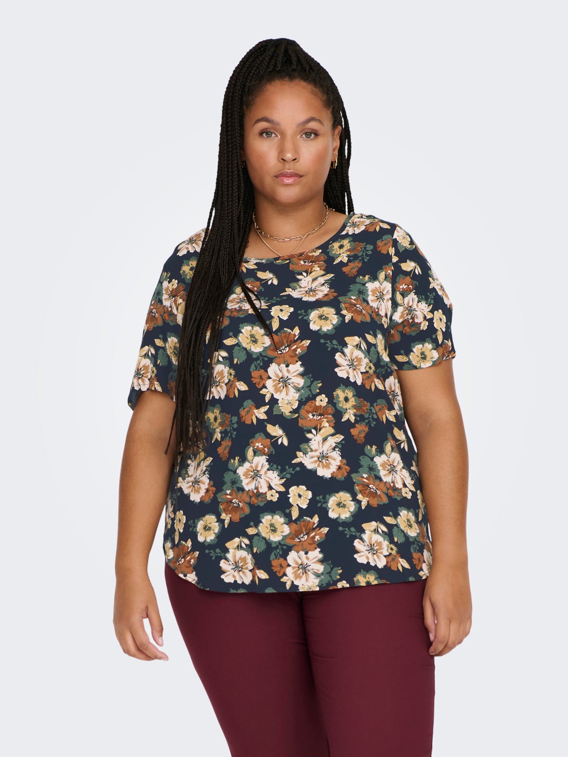 Curvy patterned Short Sleeved Top