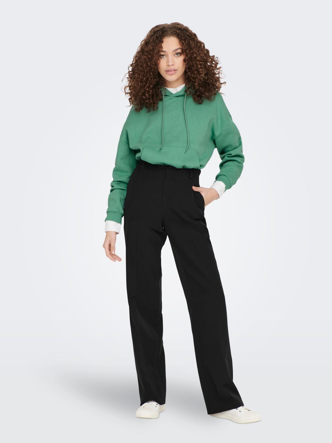 Pocket Hood Sweatshirt