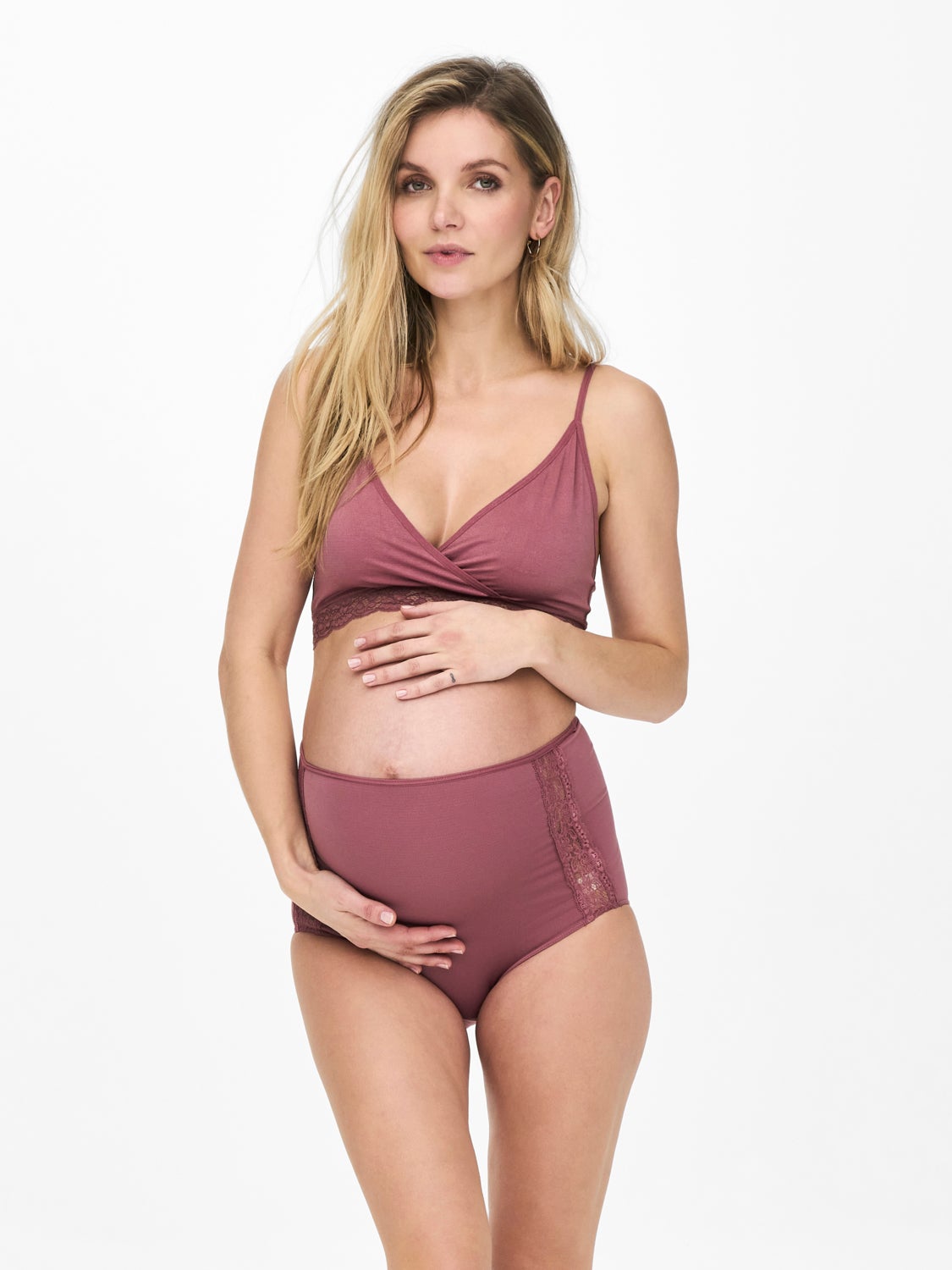 Overbump lace Briefs