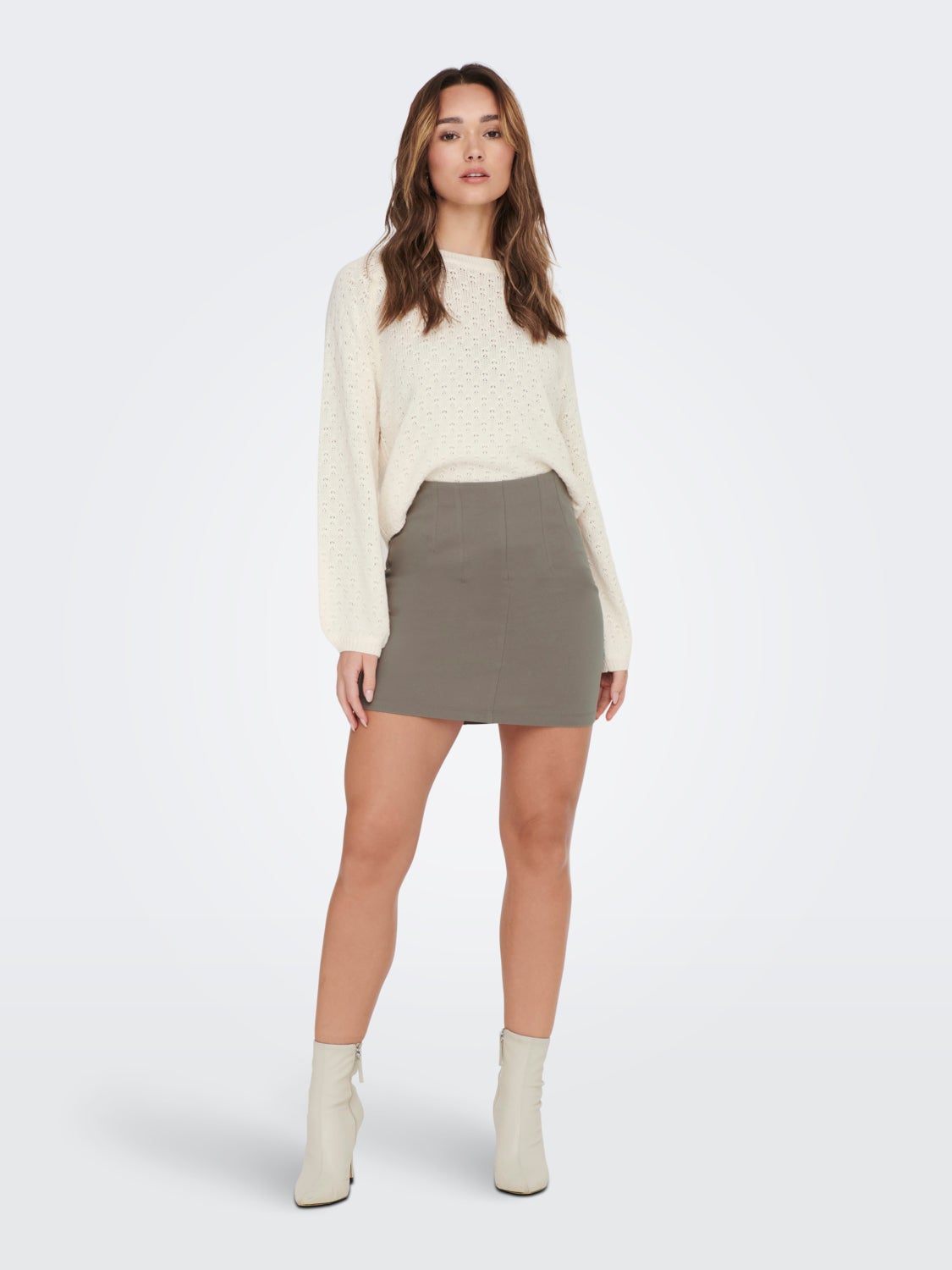 Mid waist Short skirt