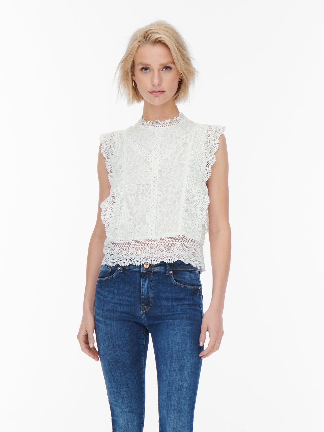 Cropped lace Top