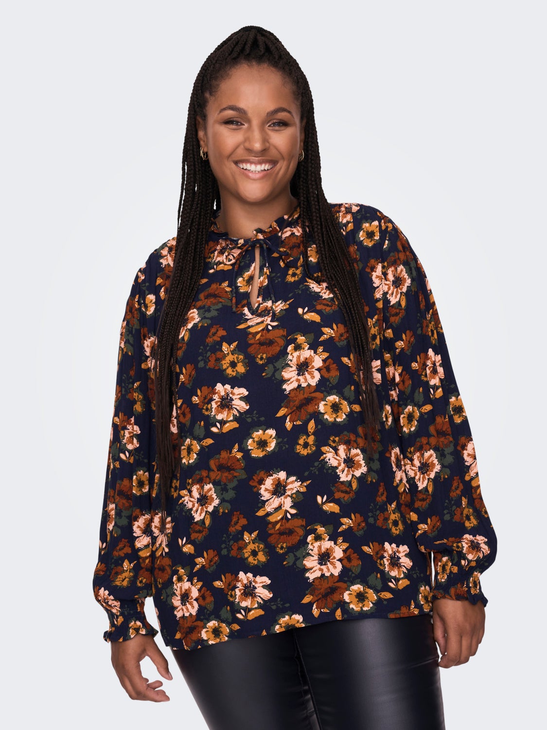 Curvy Flower Long Sleeved Top