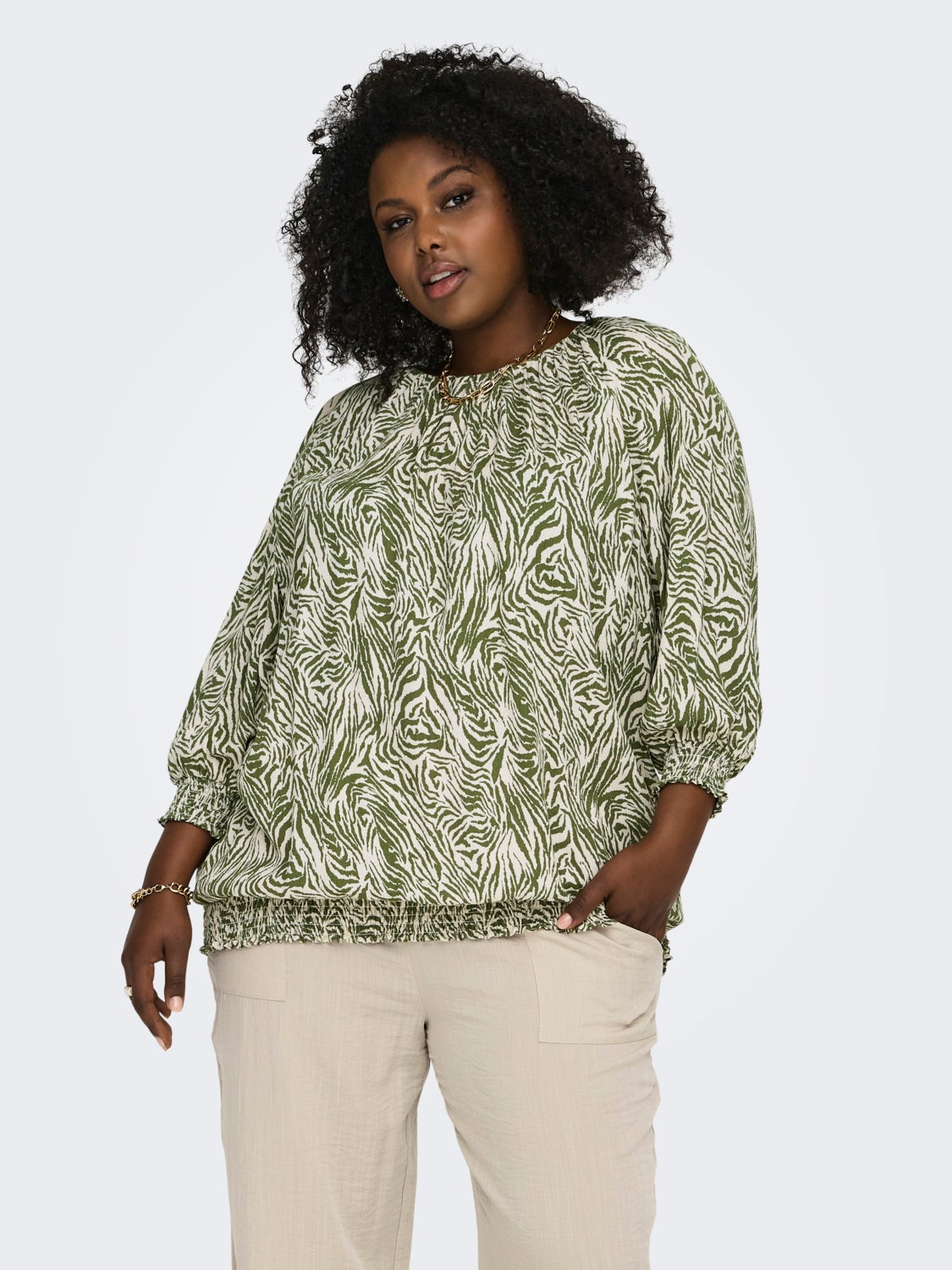 Curvy smock detail top