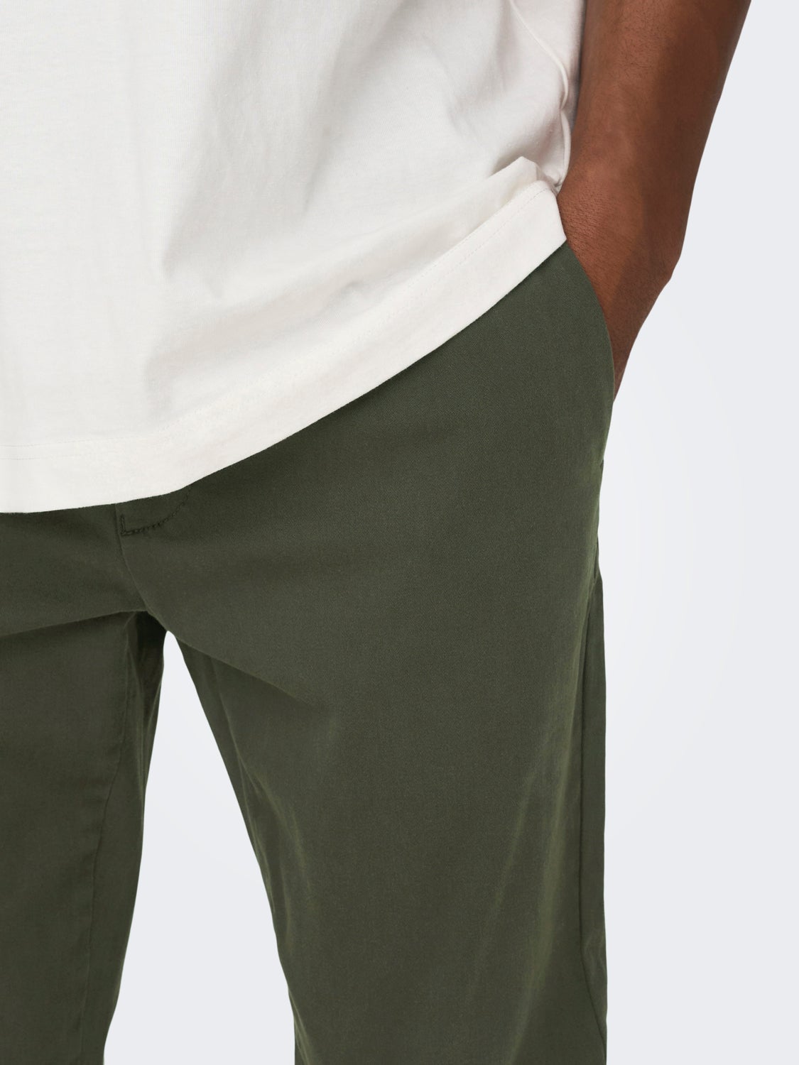 Tapered fit trousers