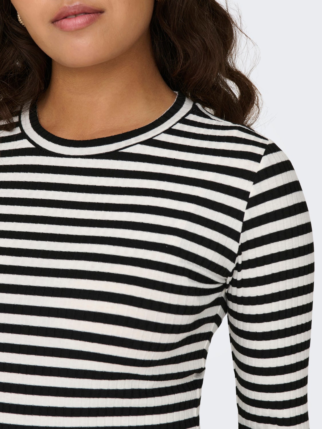 Striped Long Sleeves Top