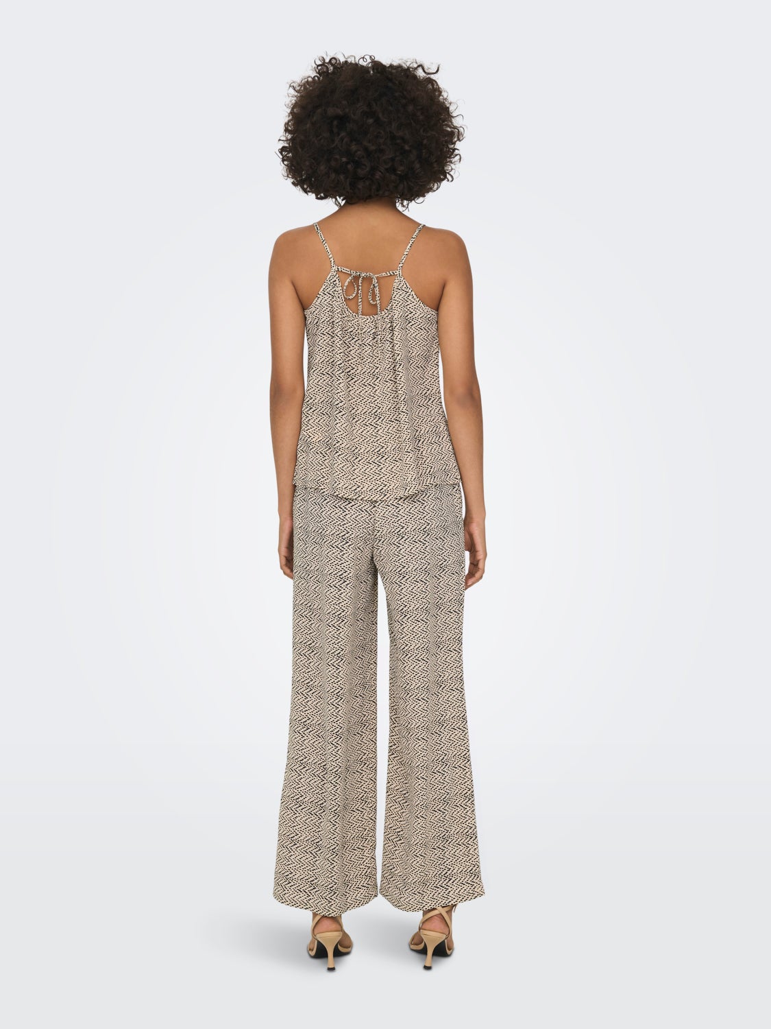 Regular Fit O-Neck Top