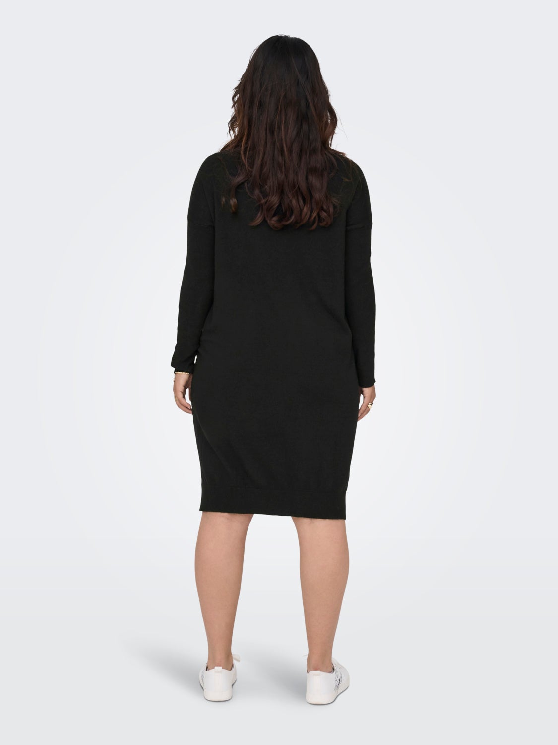 Curvy v-neck knitted dress