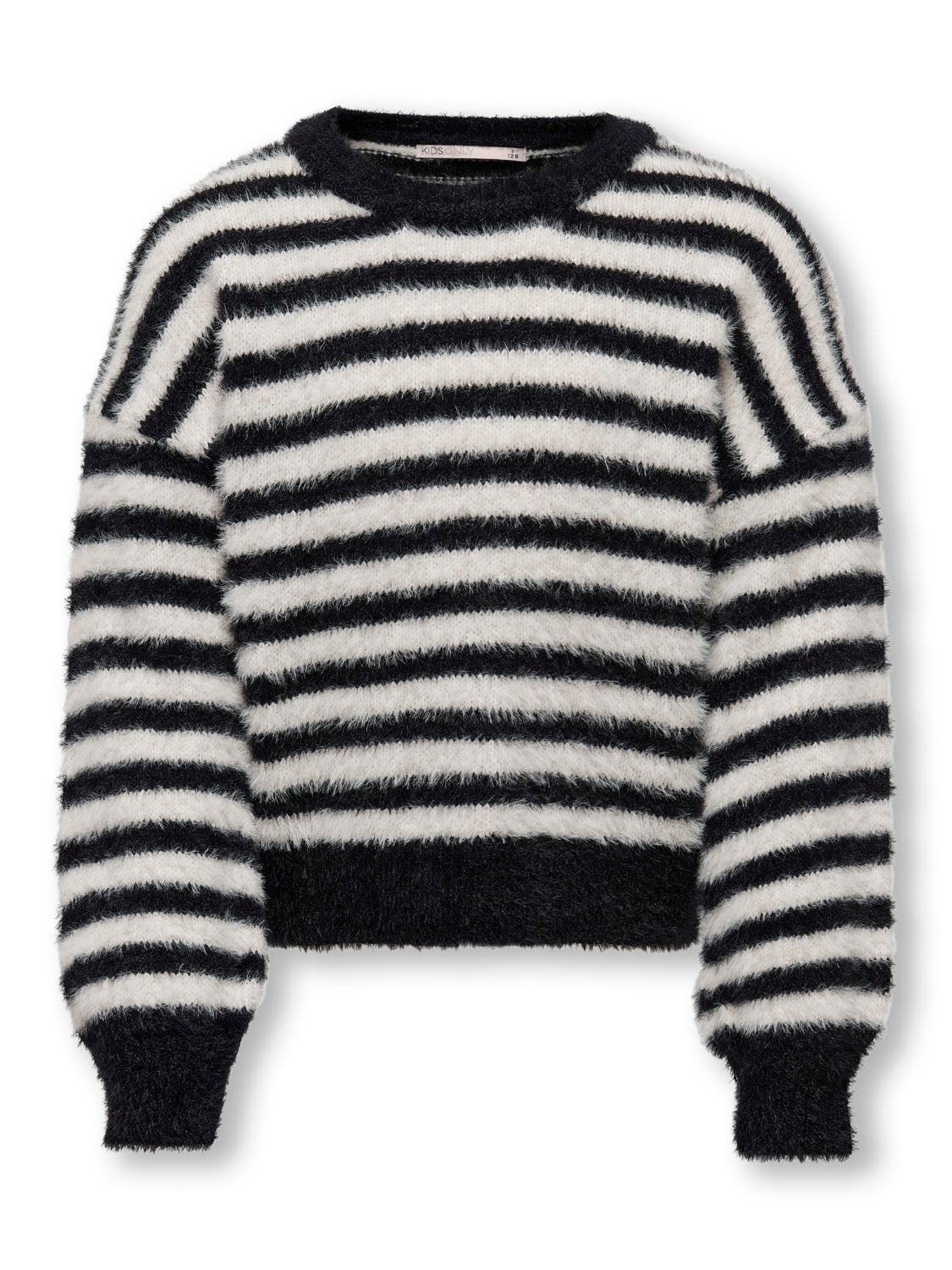 O-neck knitted pullover