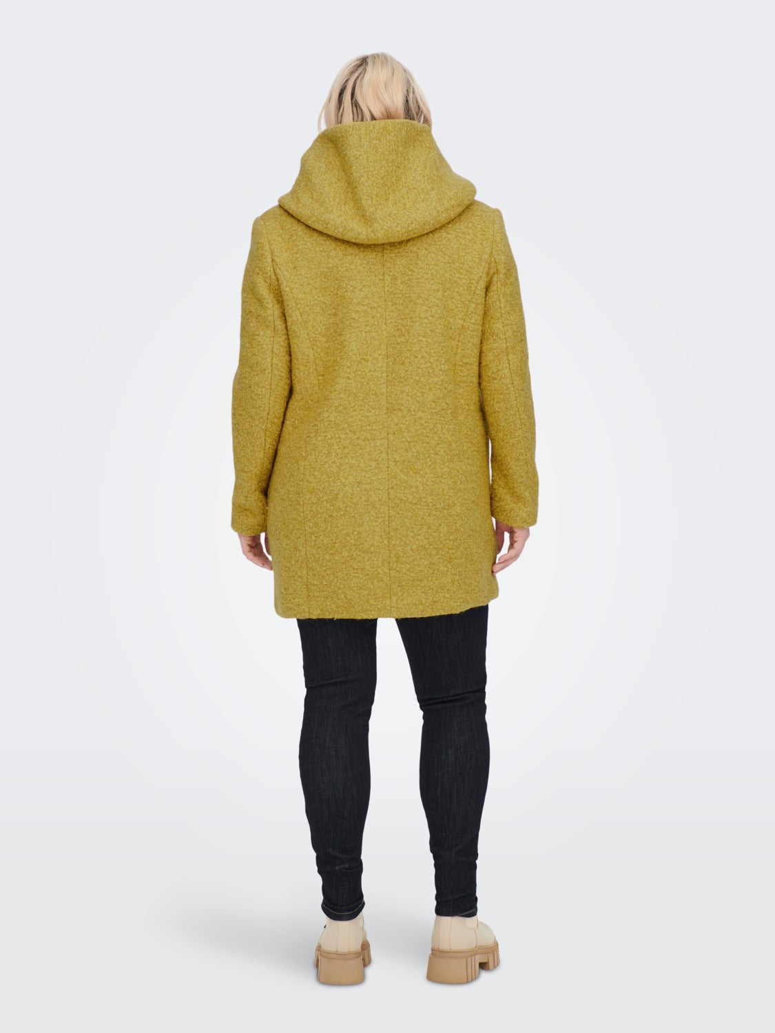 Curvy boucle wool Coat