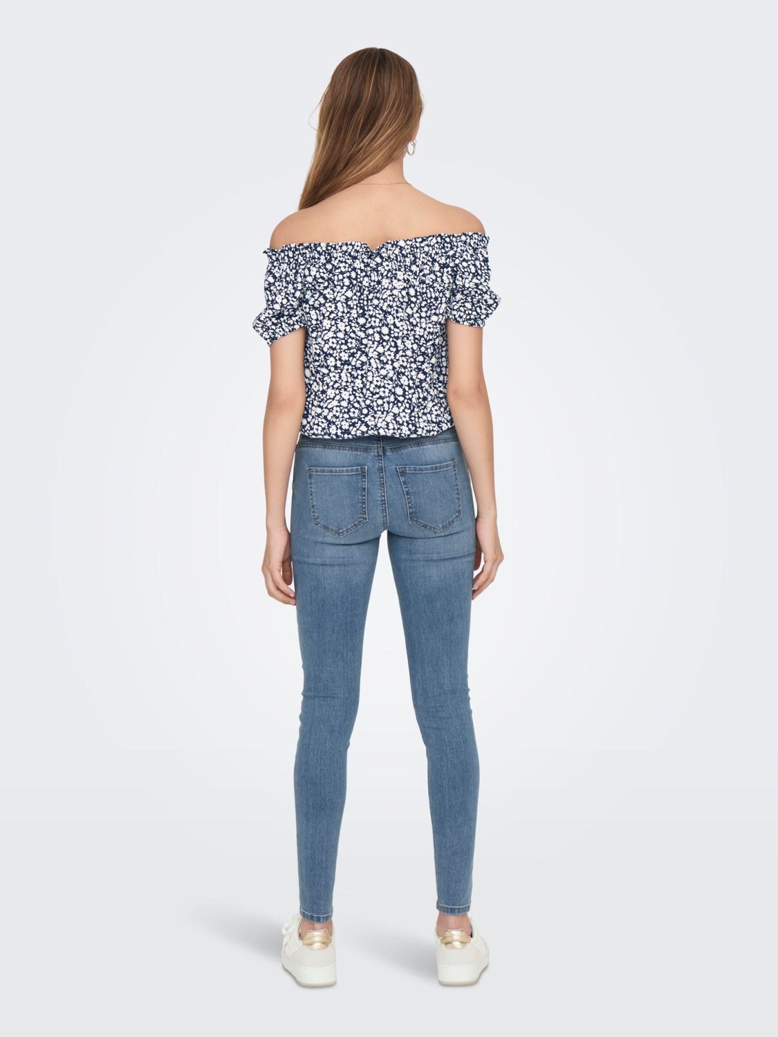 Regular Fit O-Neck Top