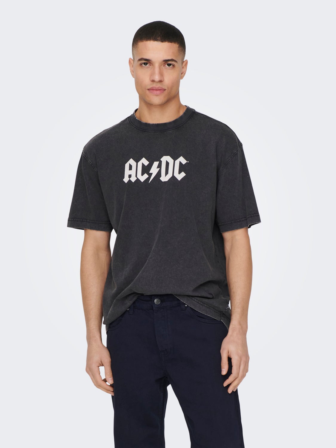 O-neck t-shirt with ACDC print