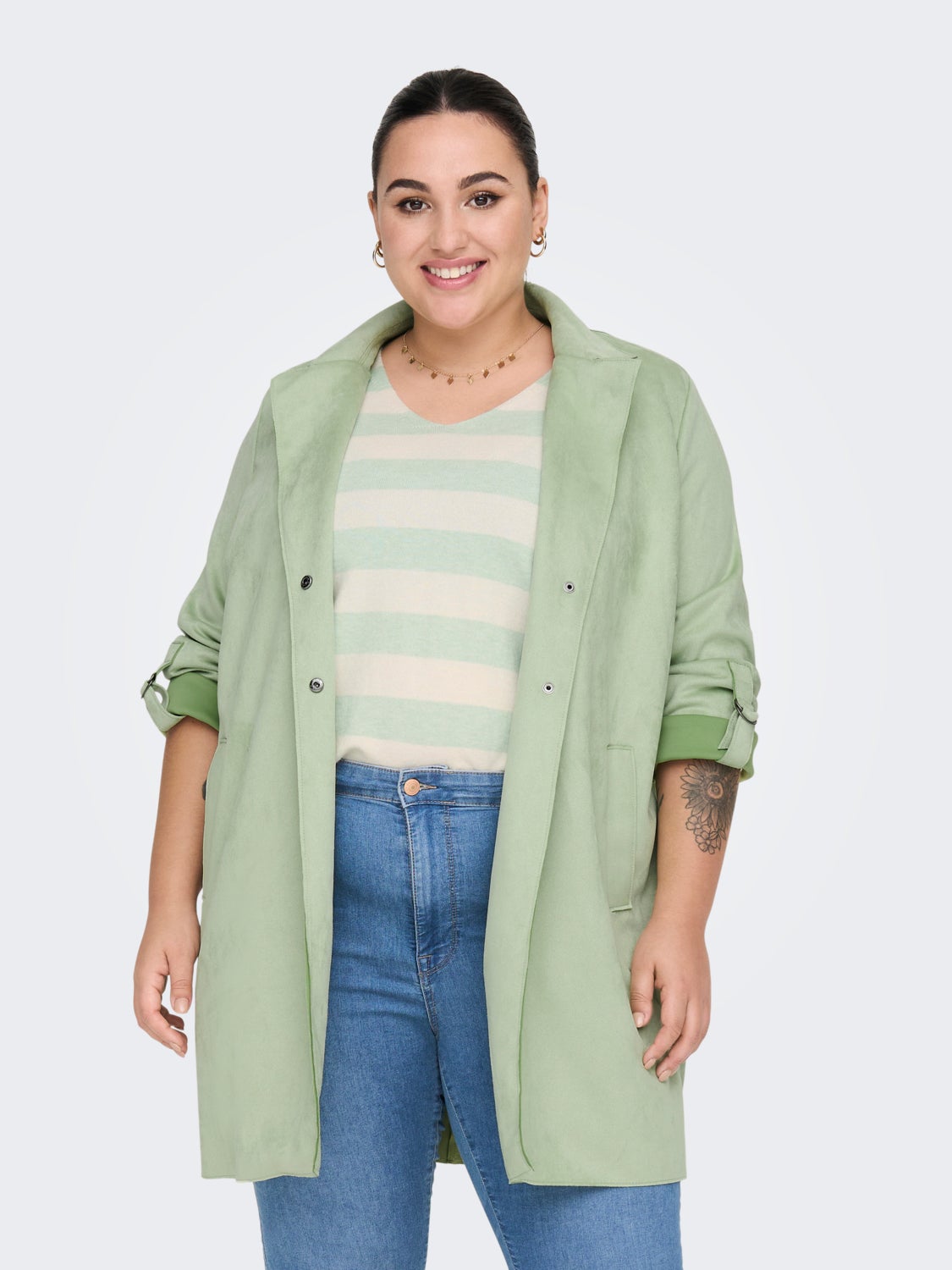 Curvy v-neck Pullover