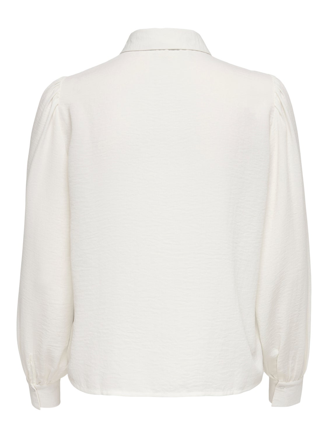 Shirt with volume sleeves