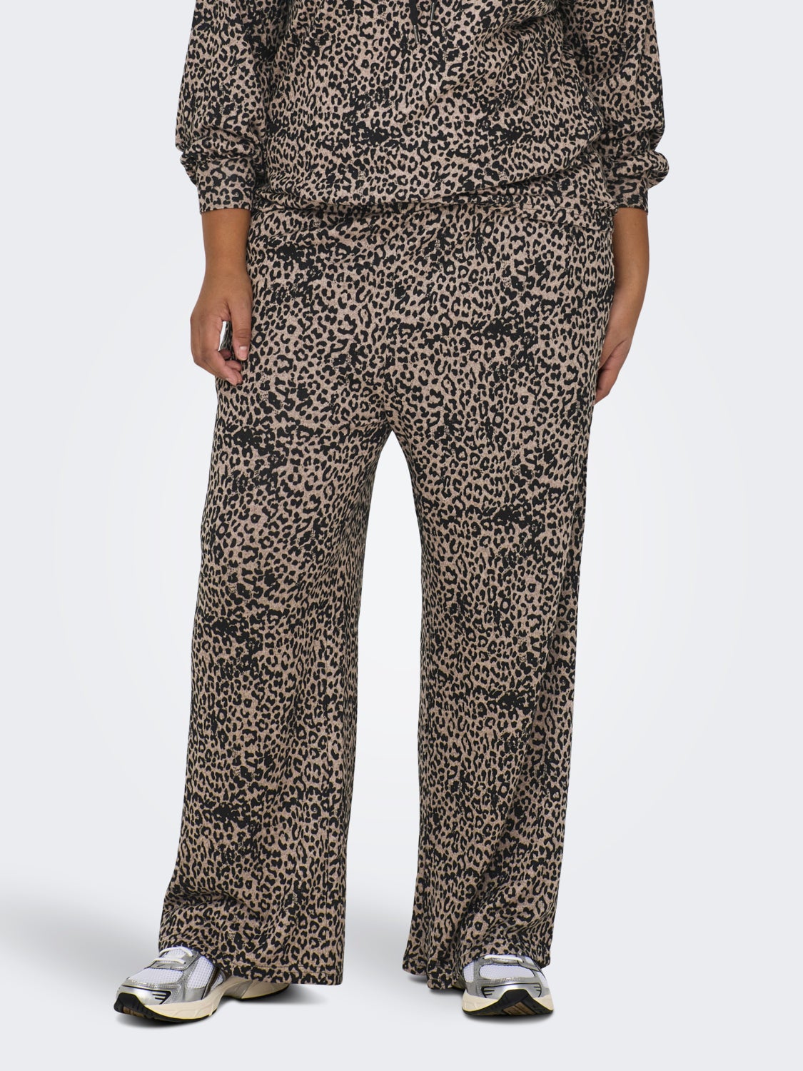 Curvy printed trousers