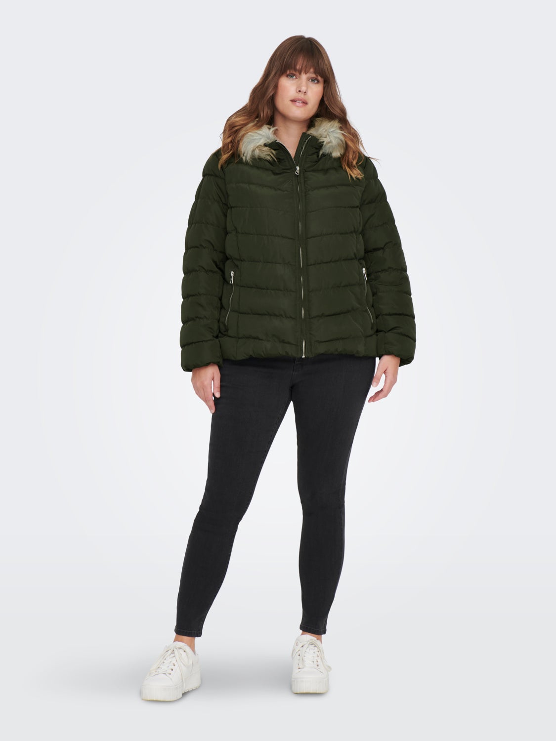 Curvy quilted hood Jacket