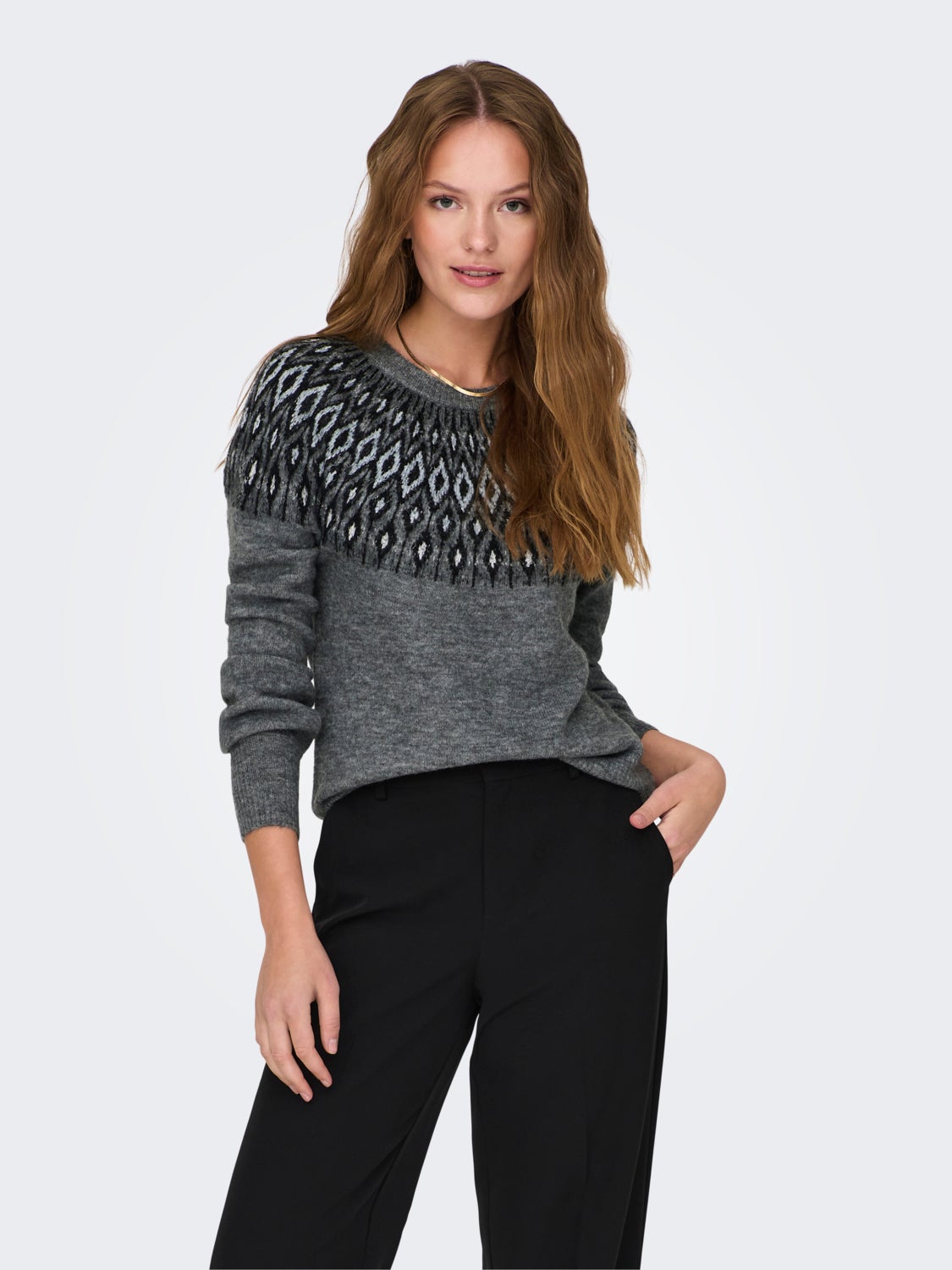O-neck knitted pullover
