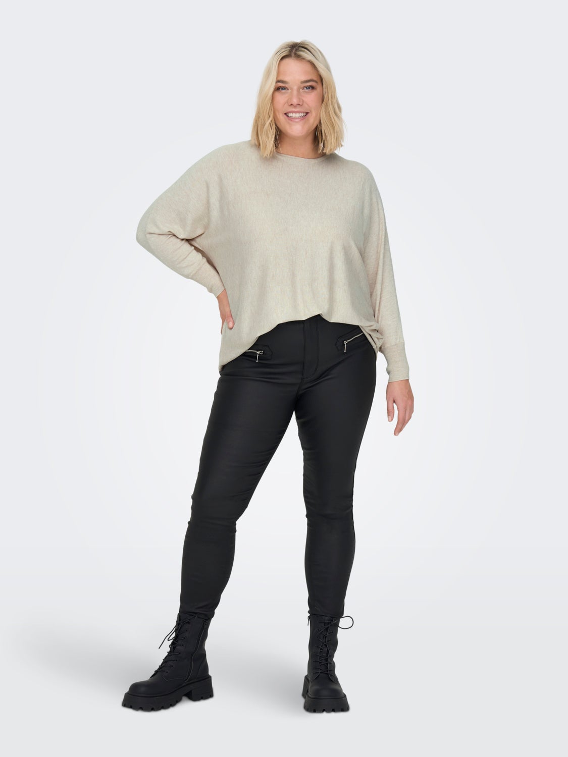 Curvy oversized Knitted Pullover