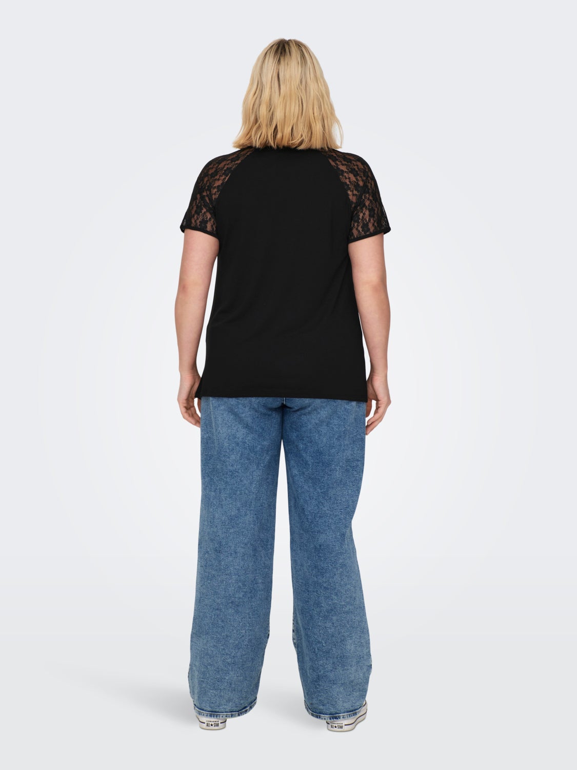 Curvy lace detail top