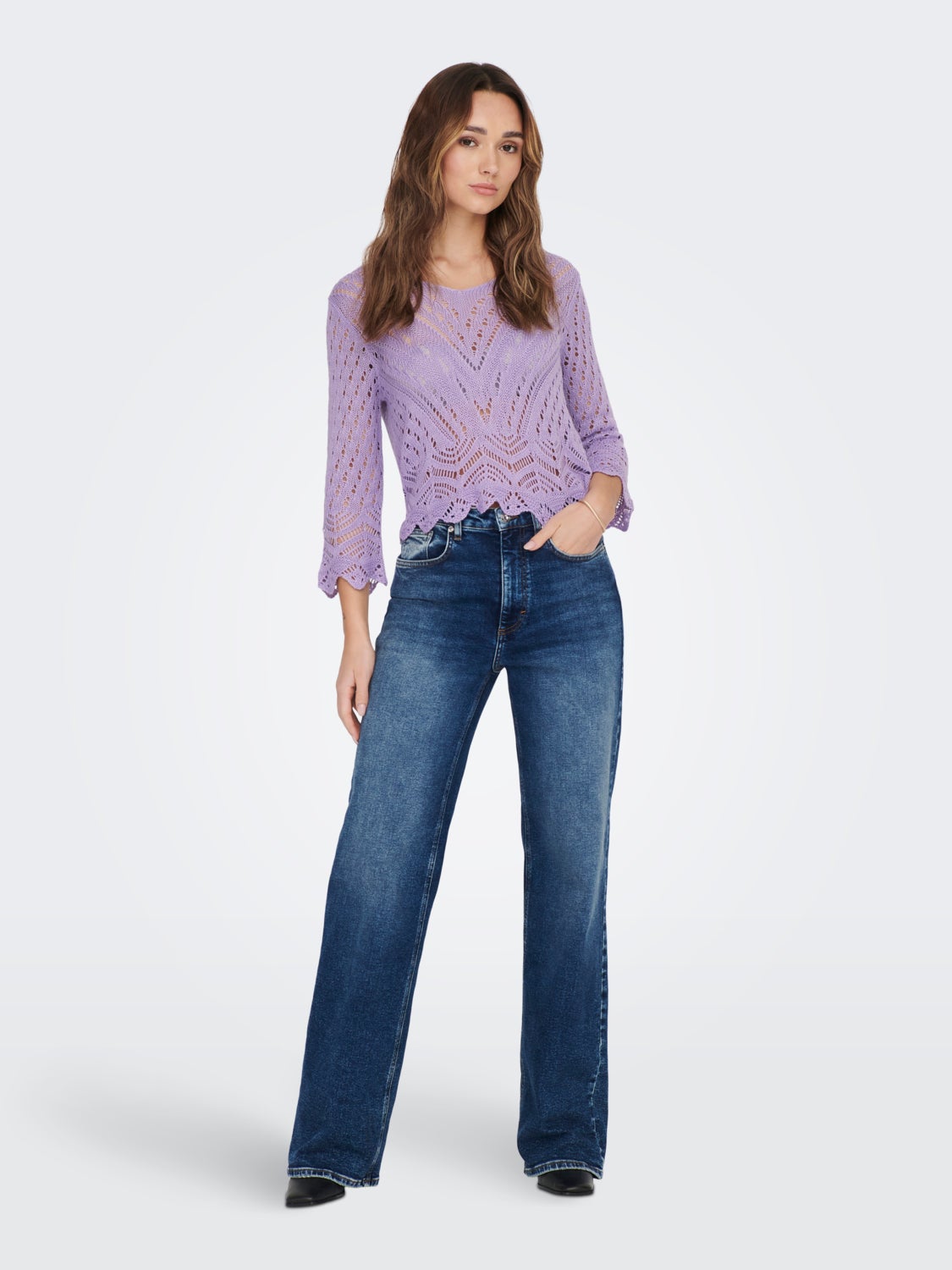 Short Knitted Pullover