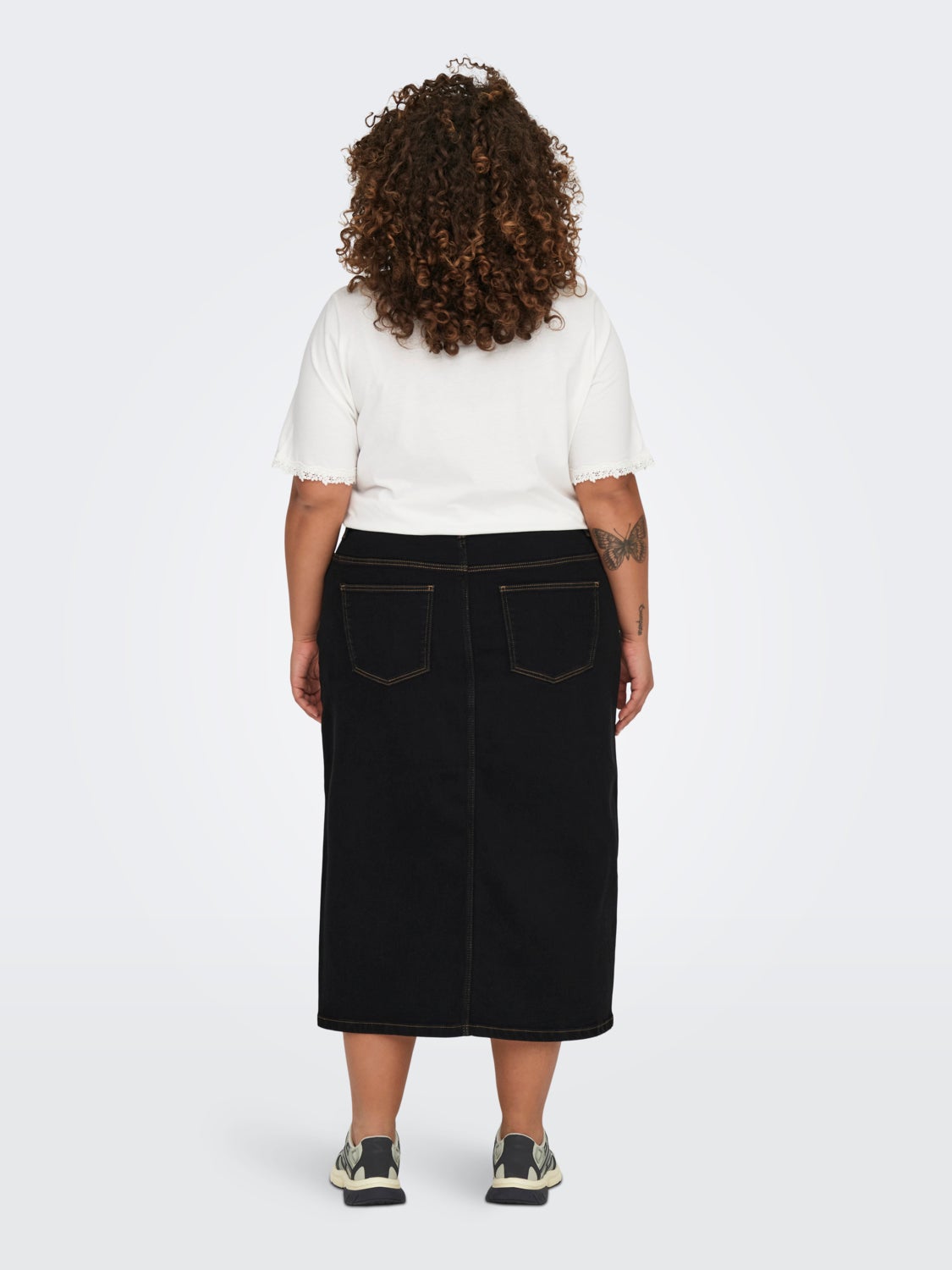 Curvy Midi denim skirt