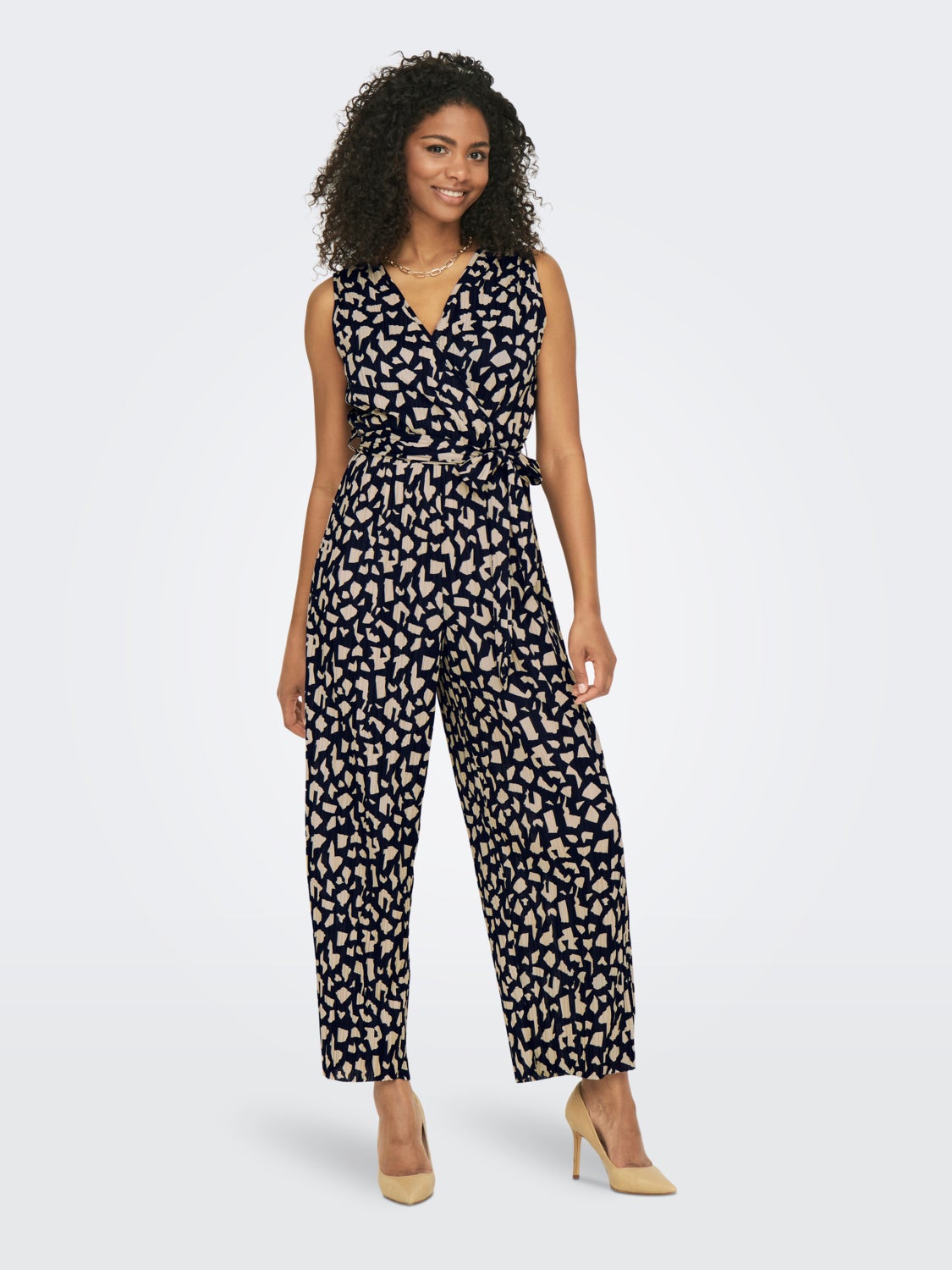 Jumpsuit with tie waist
