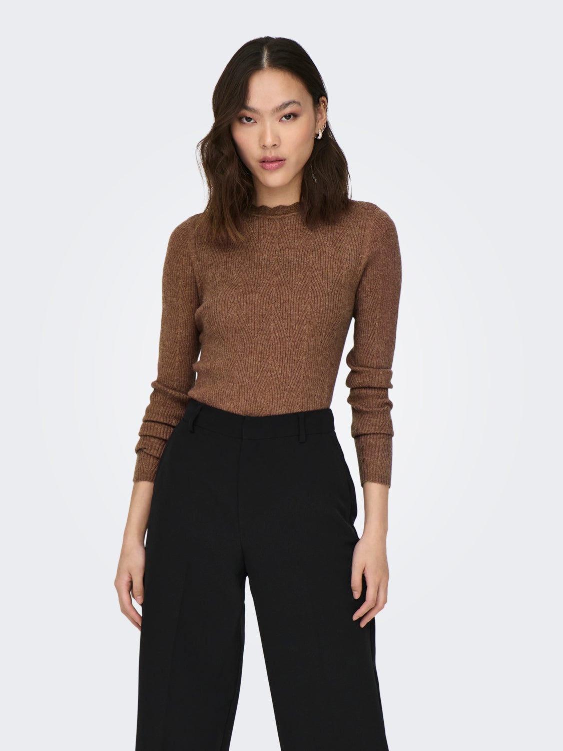 o-neck knitted pullover