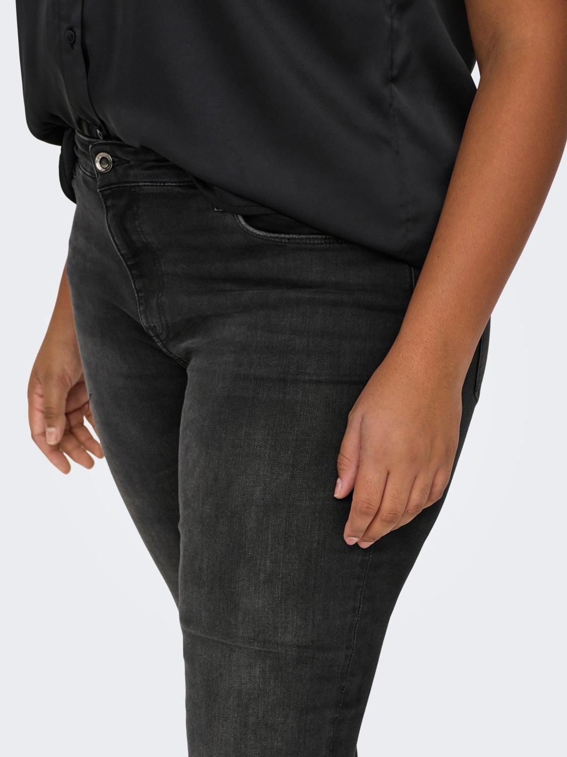 careva mid slim zip dnm rea1097