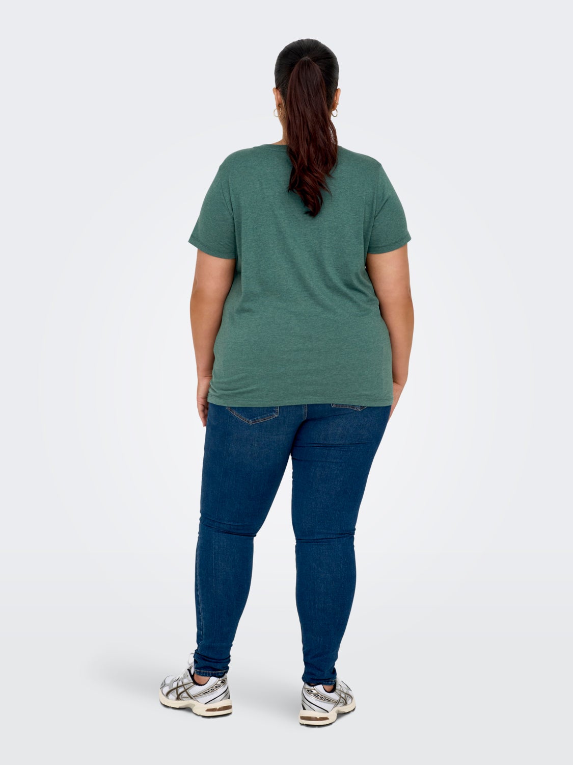 curvy o-neck t-shirt