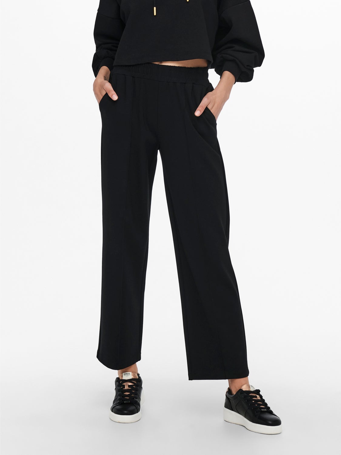 Wide fitted Trousers