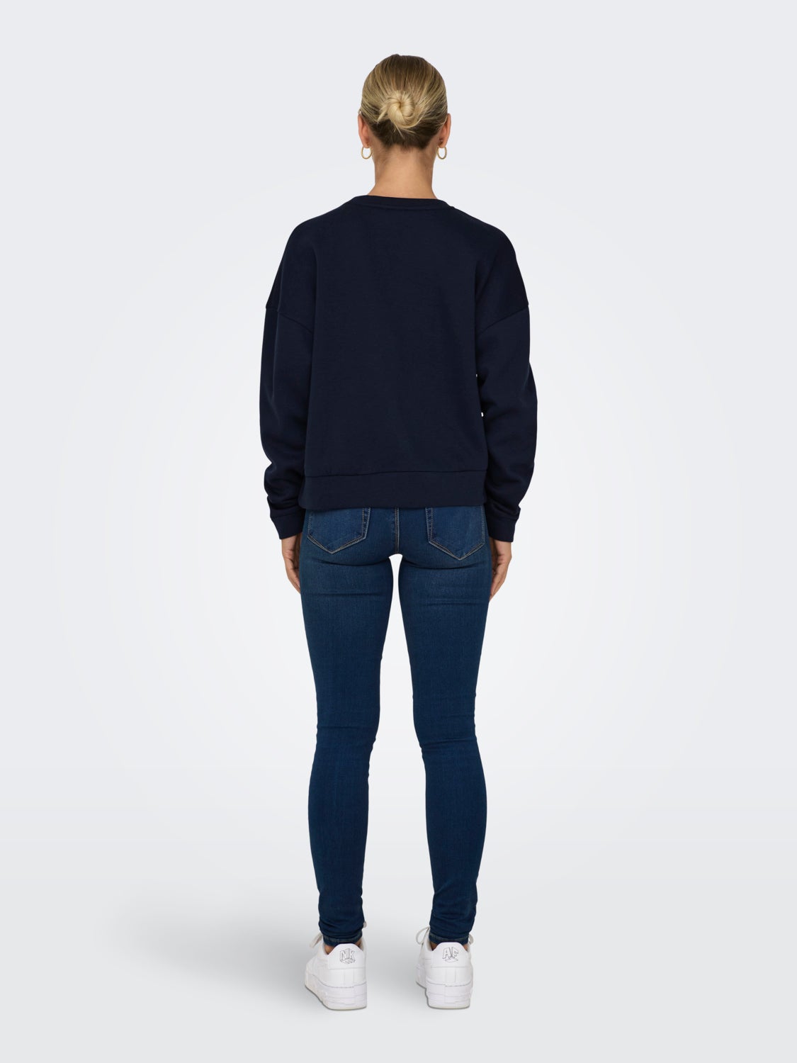 O-neck sweatshirt