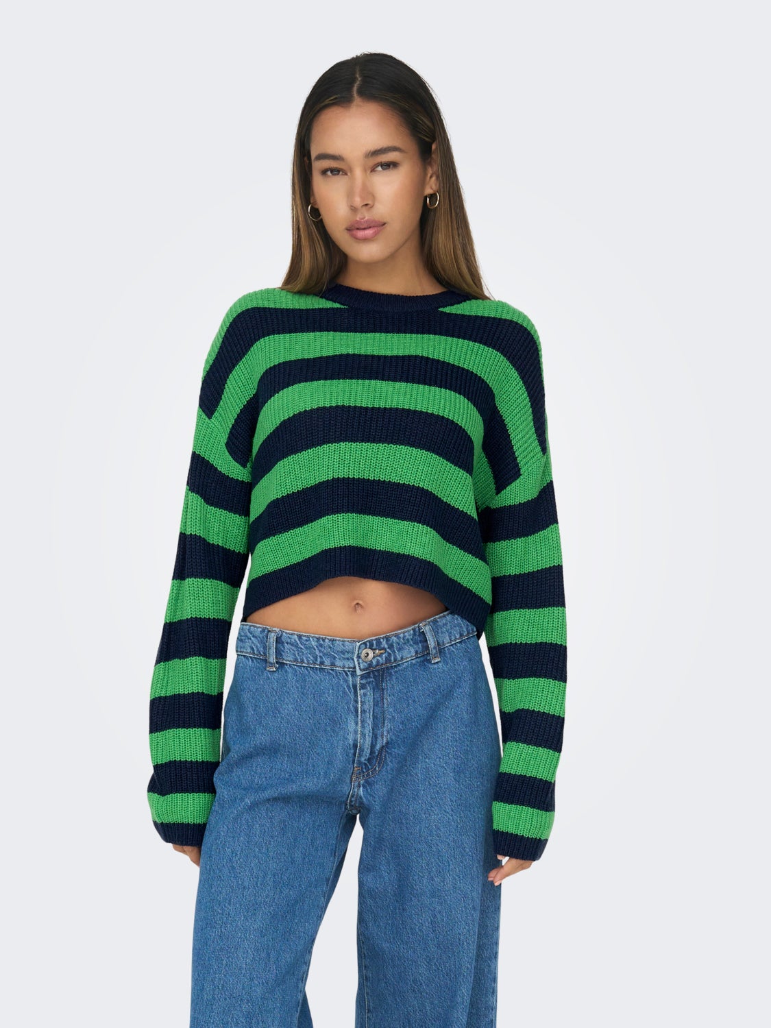 Cropped knitted pullover
