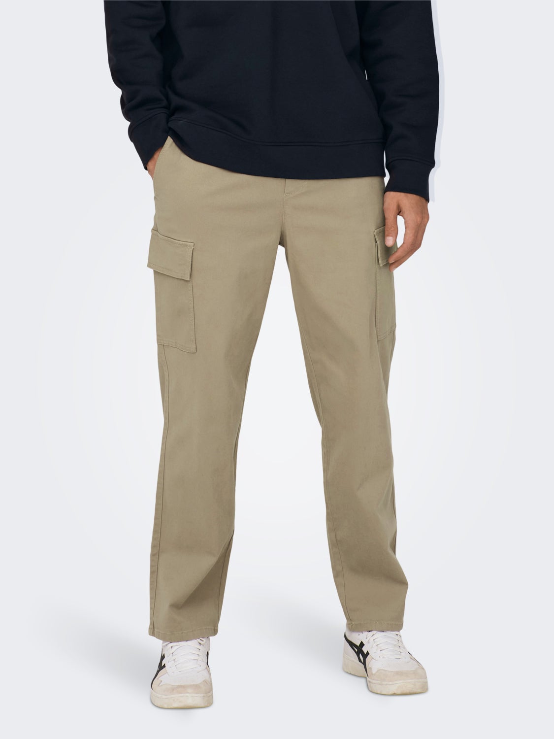 Classic cargo trousers