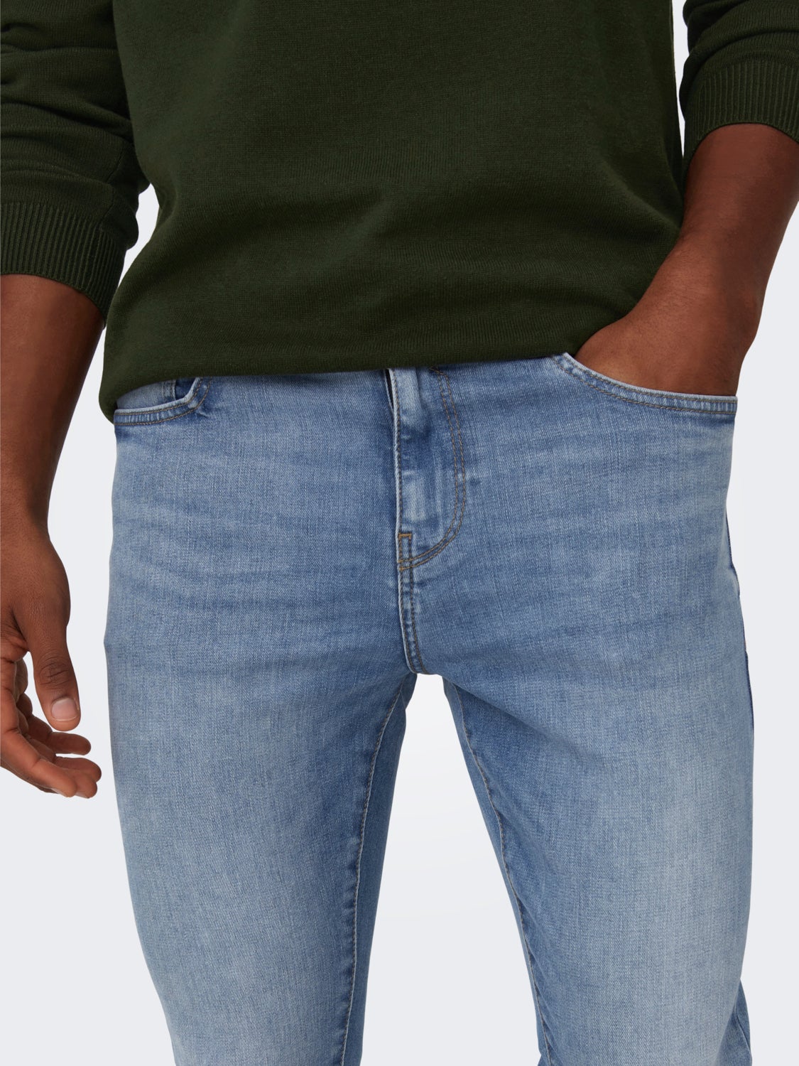 ONSFLY SPRAY ON 7848 DNM JNS BOX EXT