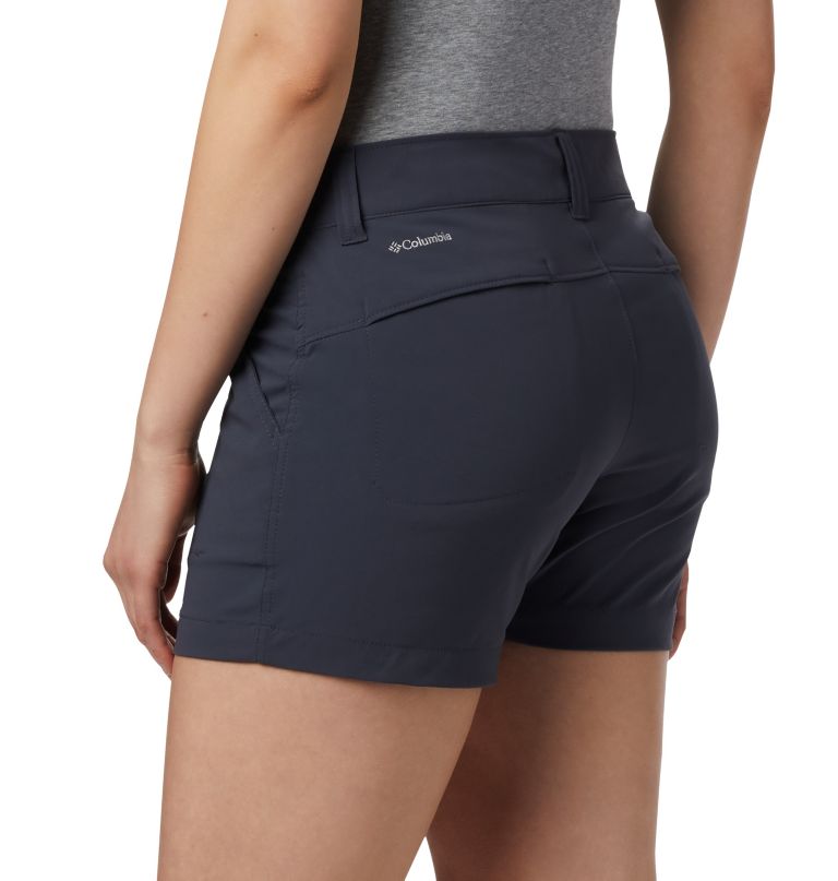Columbi Women' Saturda Trai Shorts