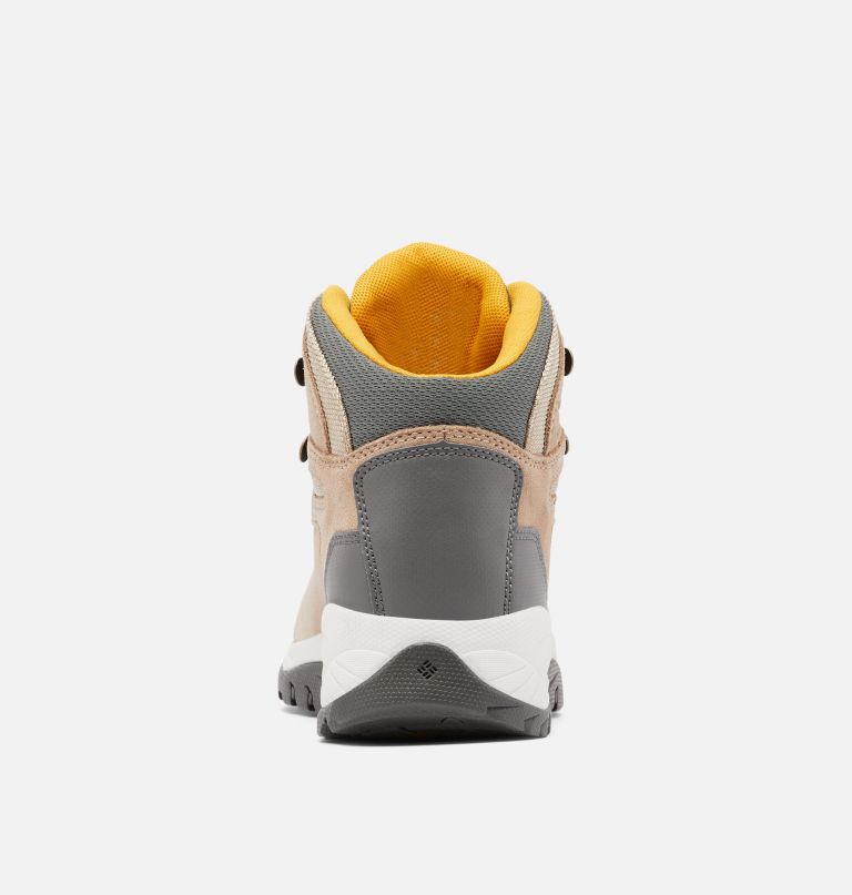 Columbi Women' Newto Ridge Plu Waterproo Ampe Hikin Boo  Wide