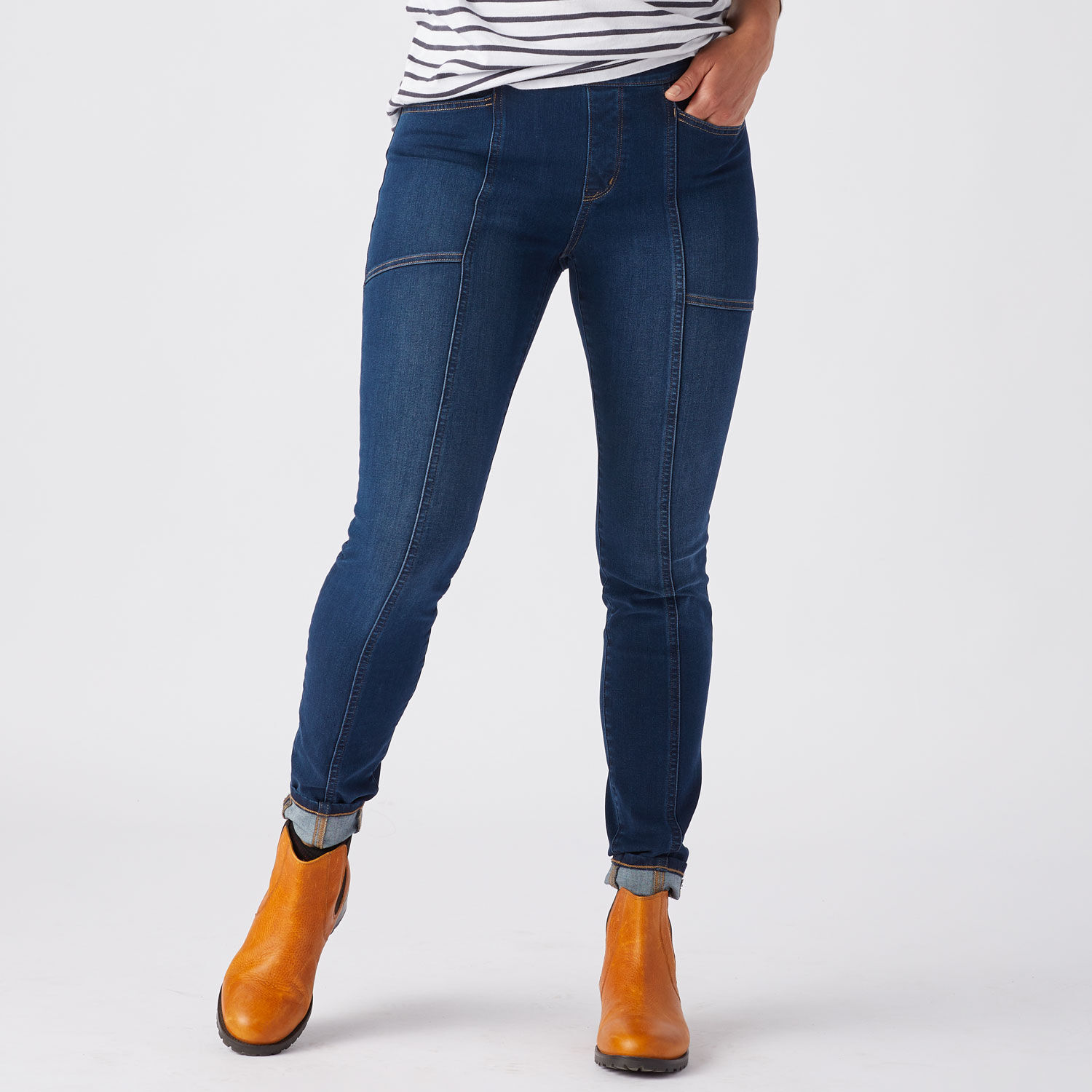 Women's Jean-Netics Pull-On Skinny Jeans