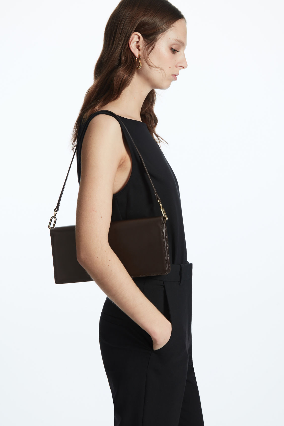 MINIMAL SHOULDER BAG - LEATHER