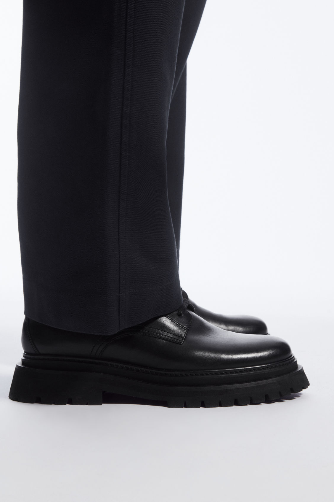 CHUNKY LEATHER DERBY SHOES