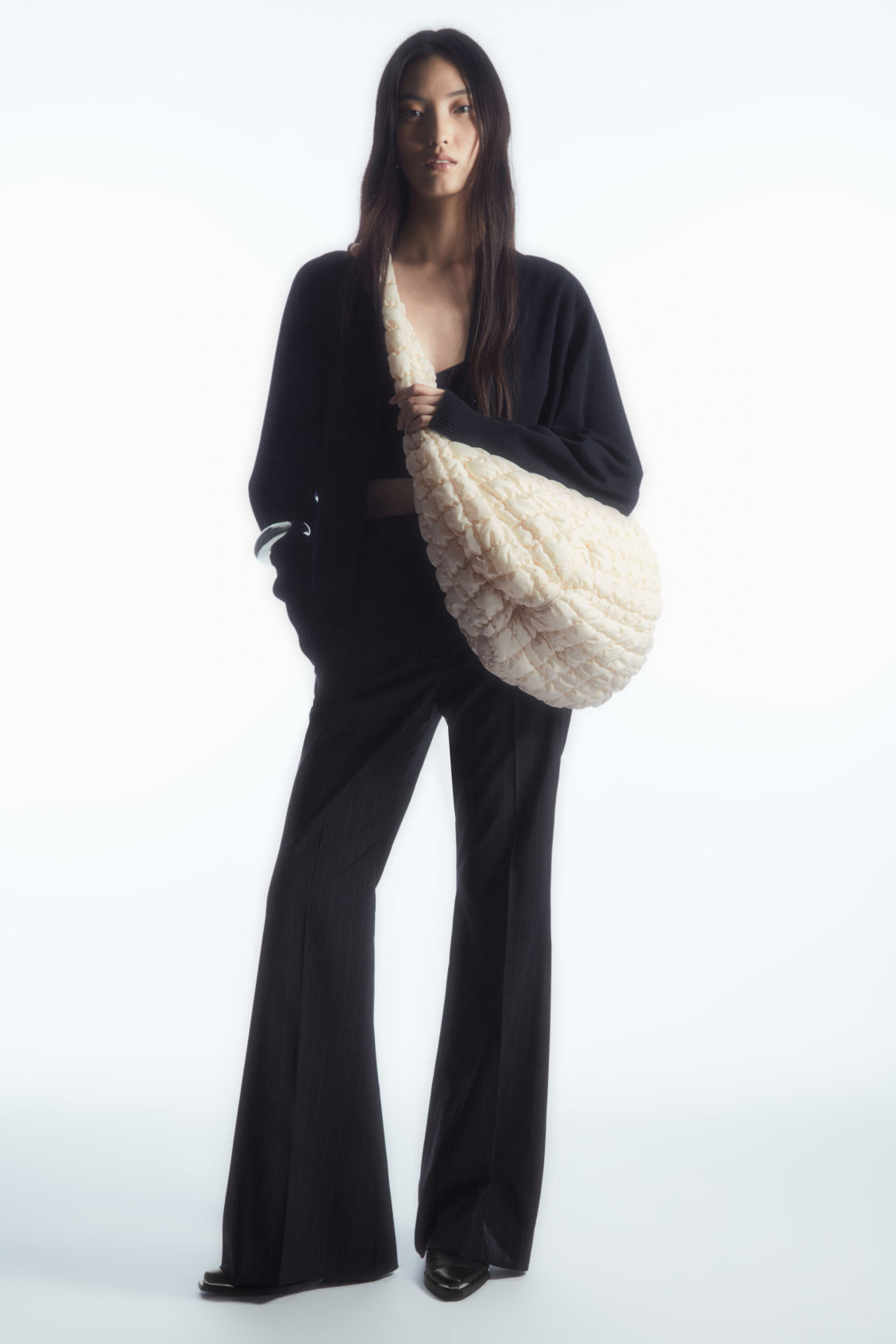 OVERSIZED QUILTED CROSSBODY BAG