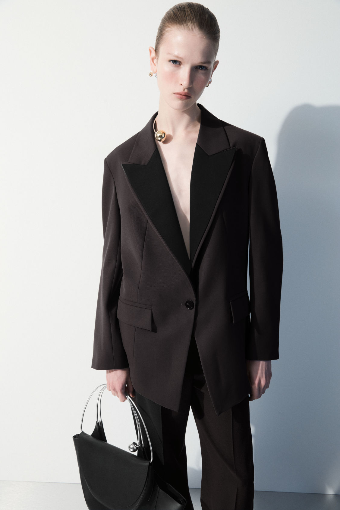 THE SATIN-LAPEL TUXEDO JACKET