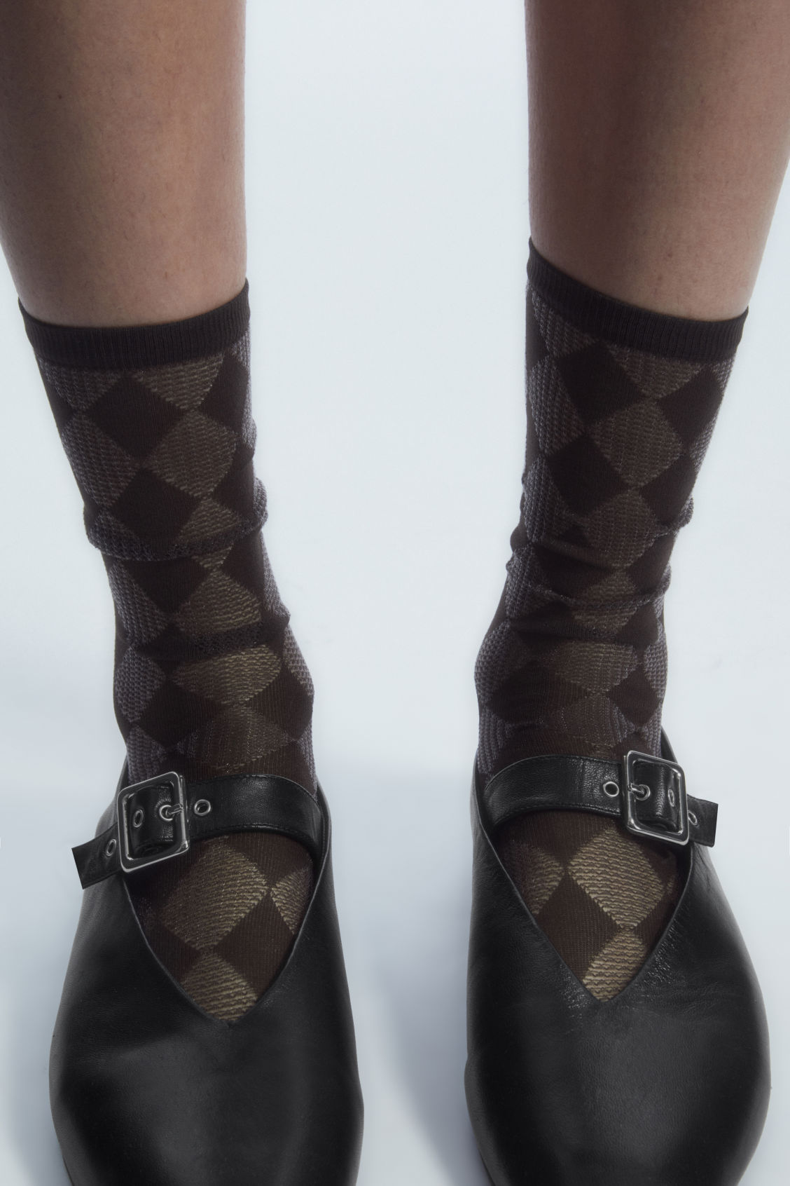 ARGYLE MESH SOCKS