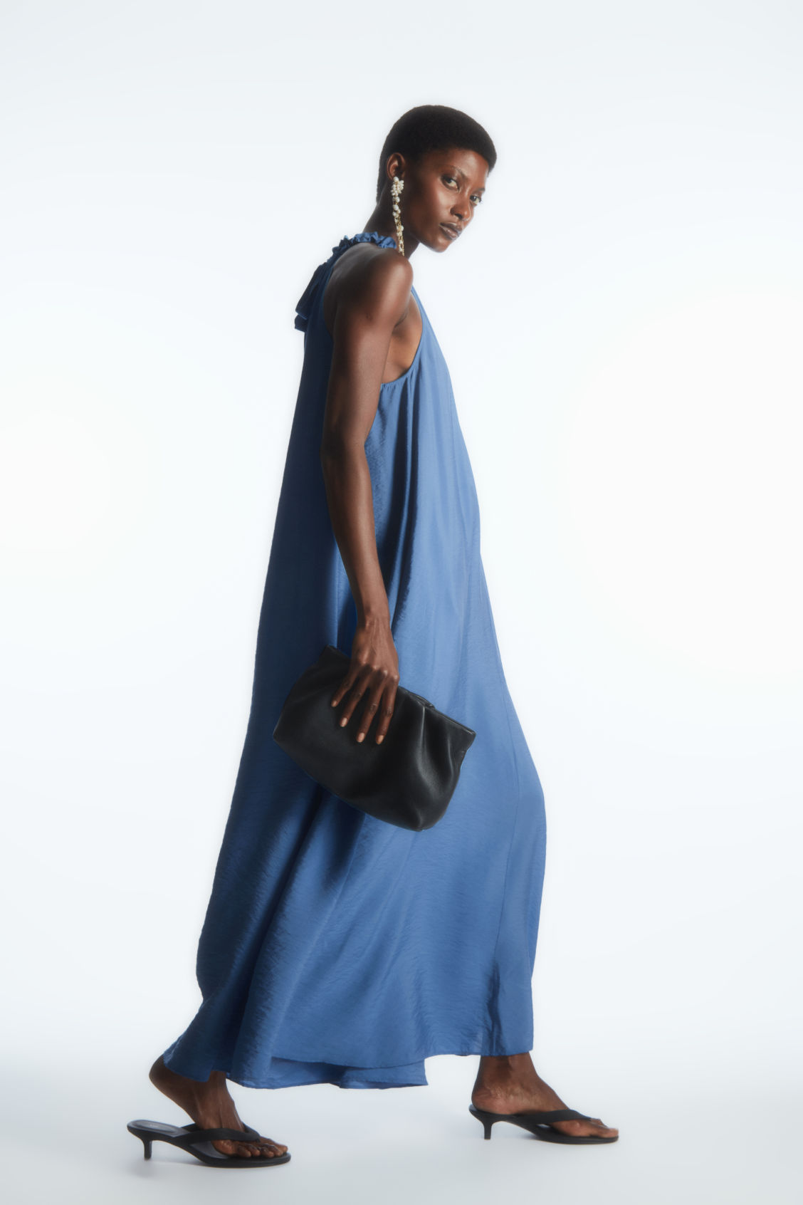 OVERSIZED GATHERED MAXI DRESS