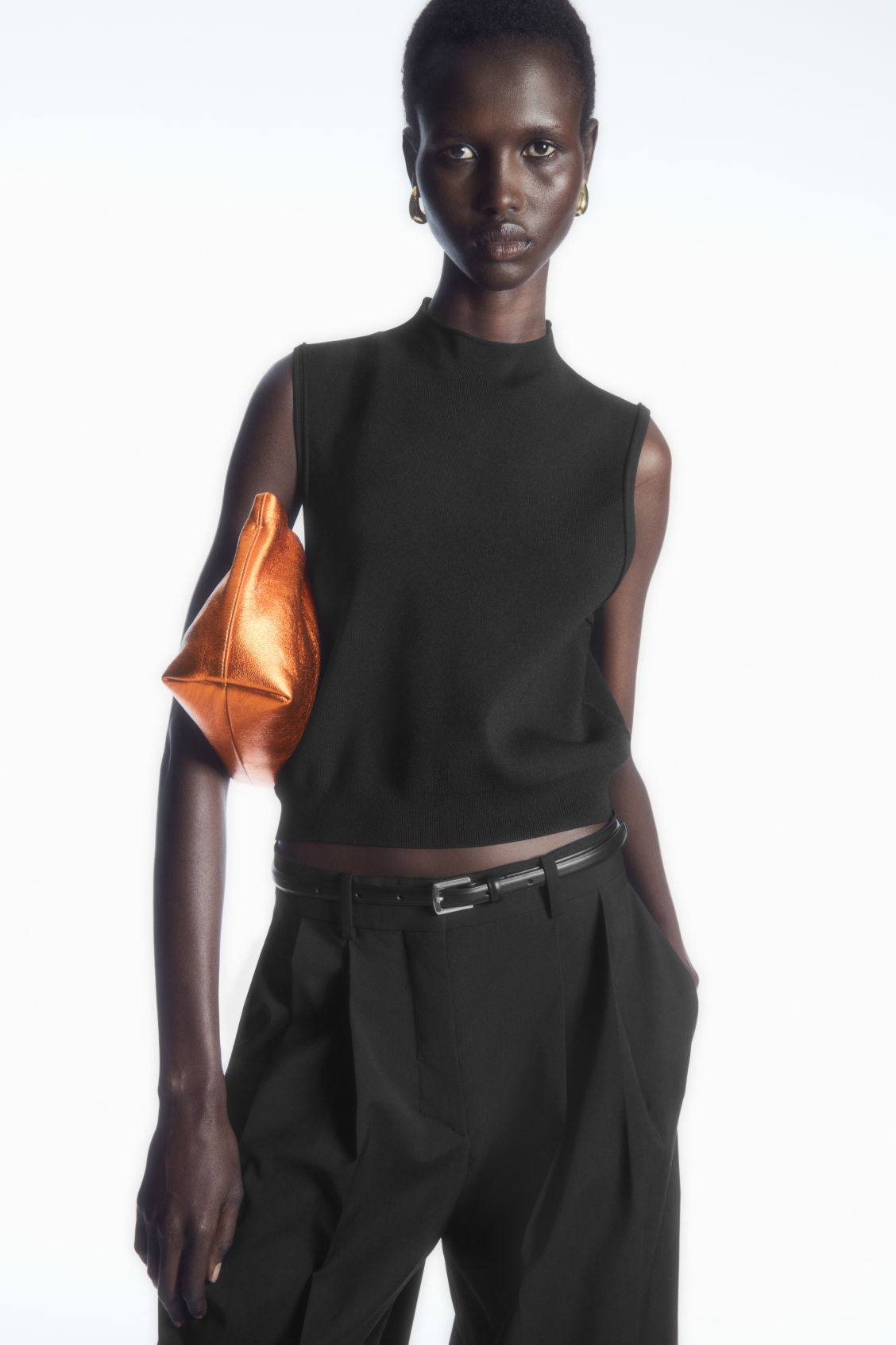 GATHERED CLUTCH - LEATHER