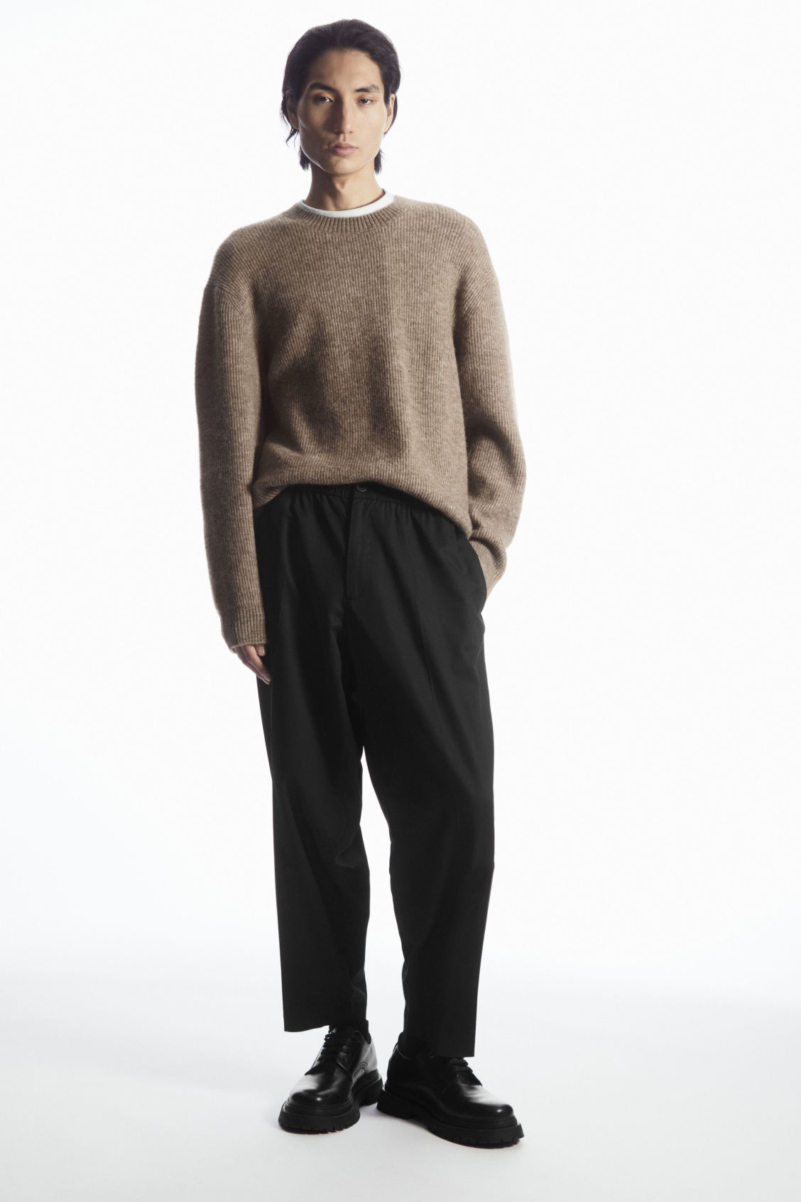 TAPERED ELASTICATED TROUSERS