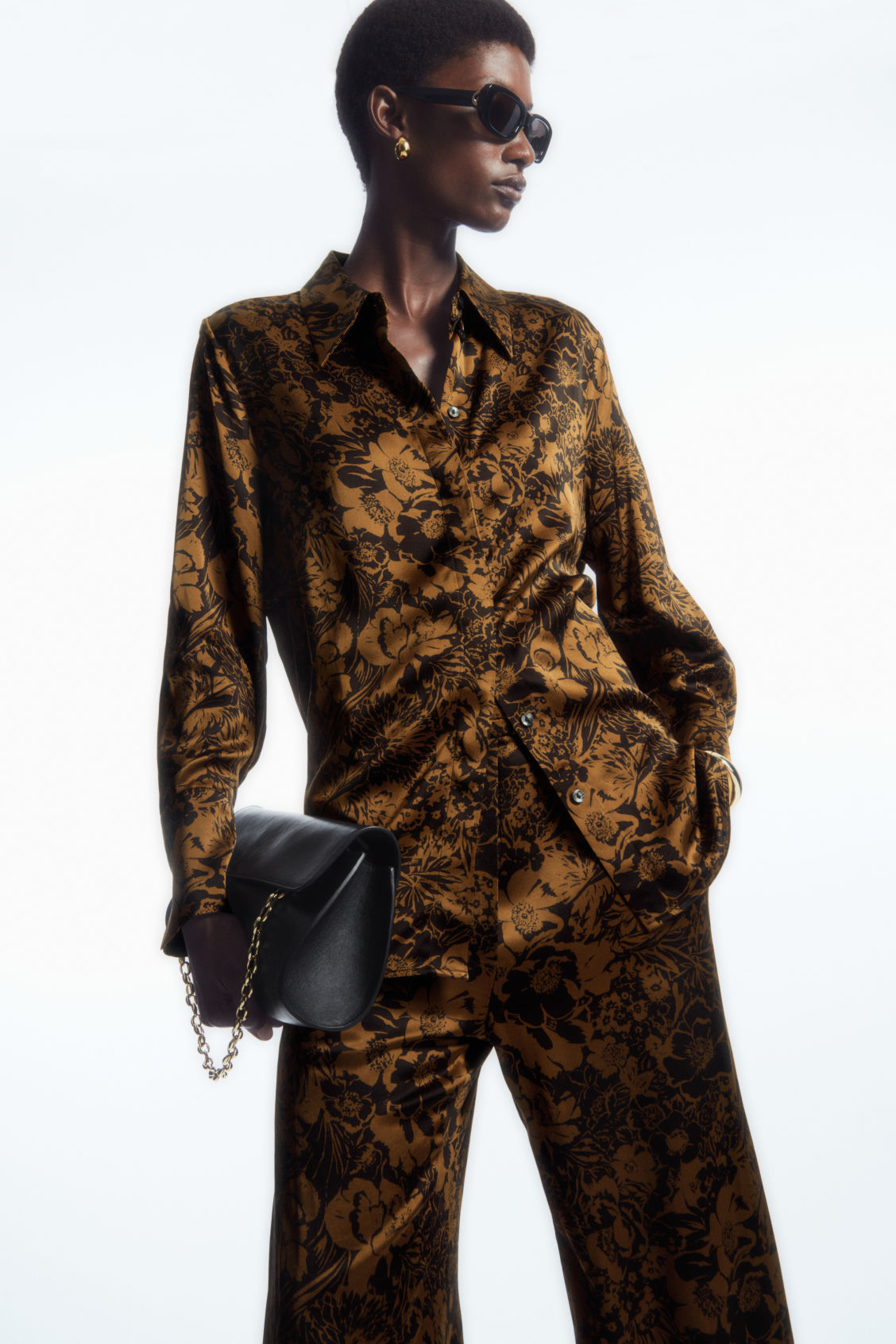 OVERSIZED FLORAL-PRINT SATIN SHIRT