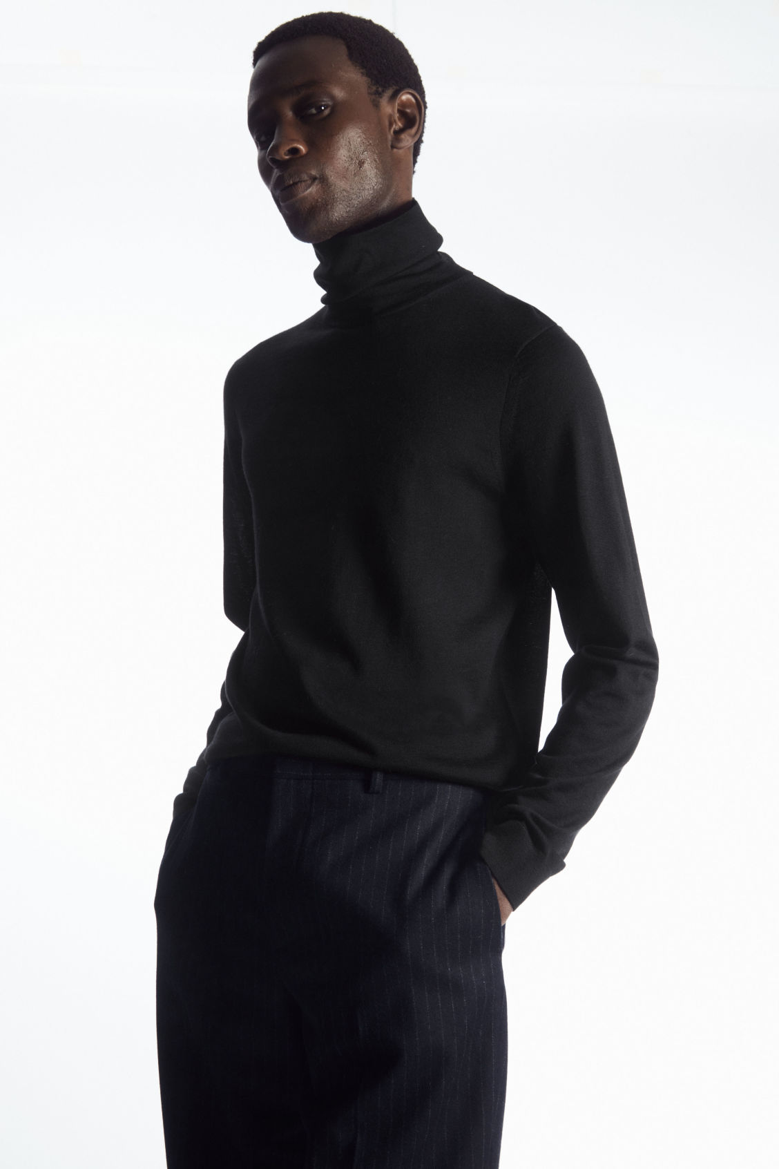 MERINO WOOL TURTLENECK JUMPER