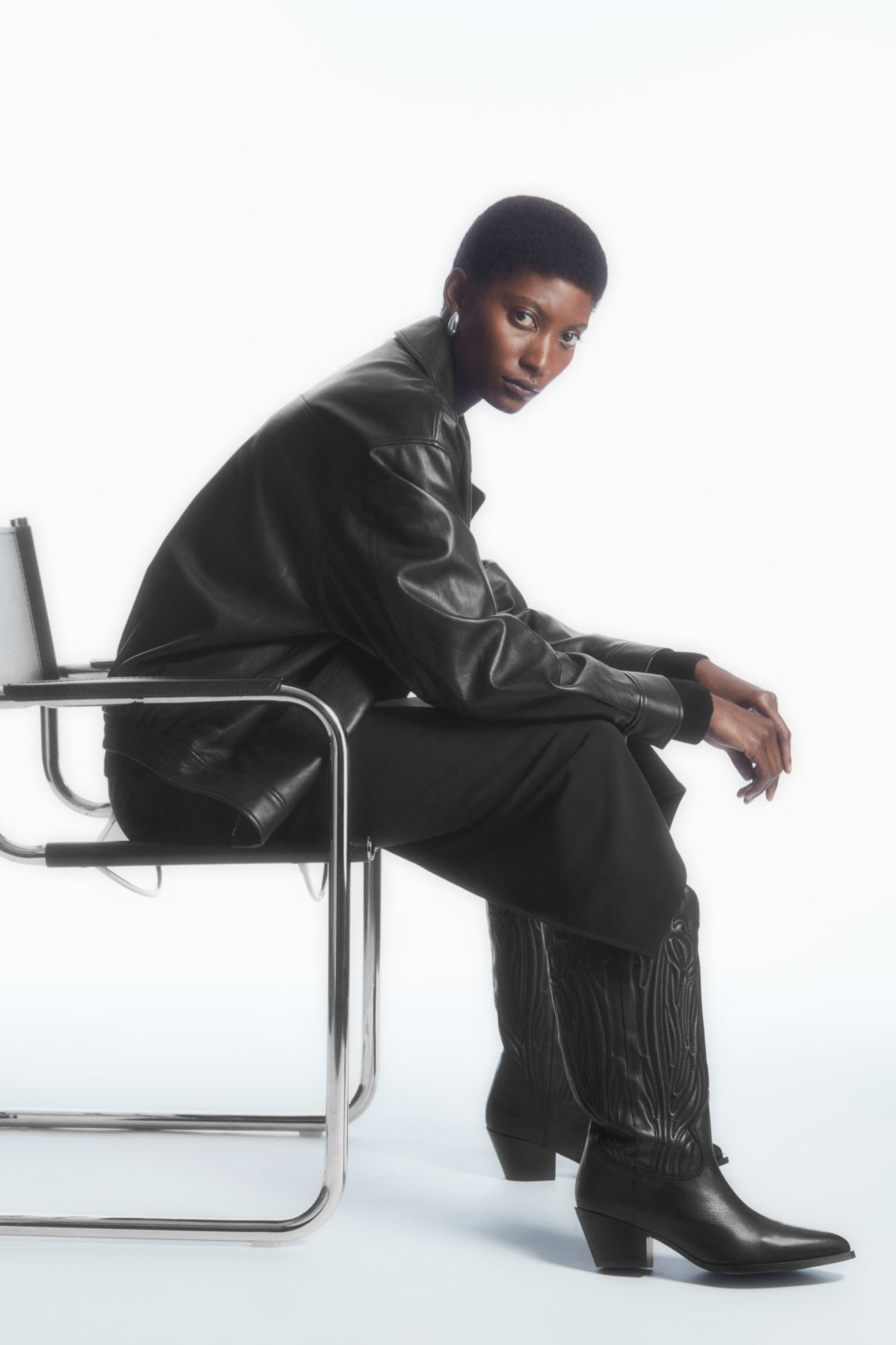 EMBROIDERED LEATHER COWBOY BOOTS