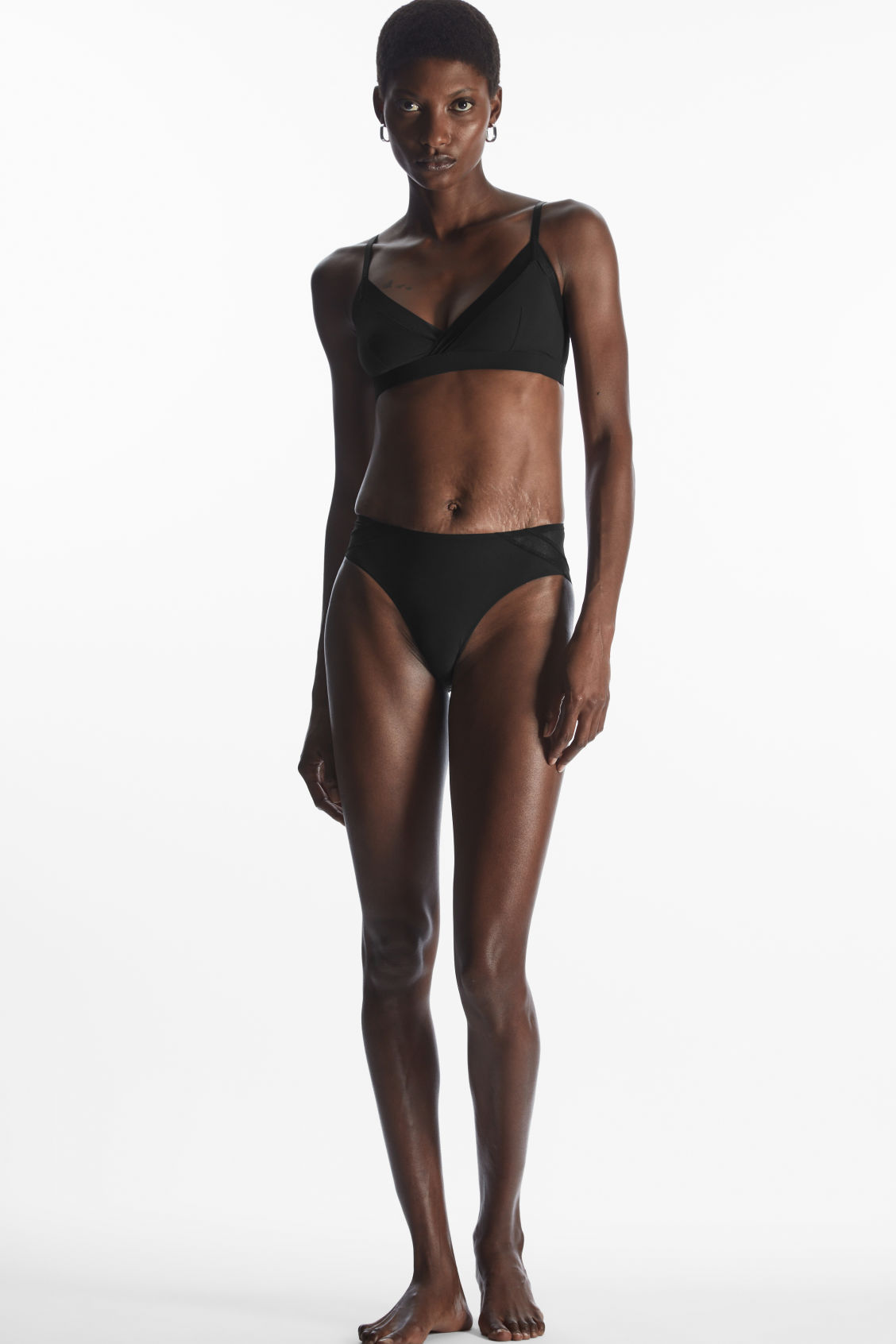 MESH-TRIMMED SOFT-CUP TRIANGLE BRA