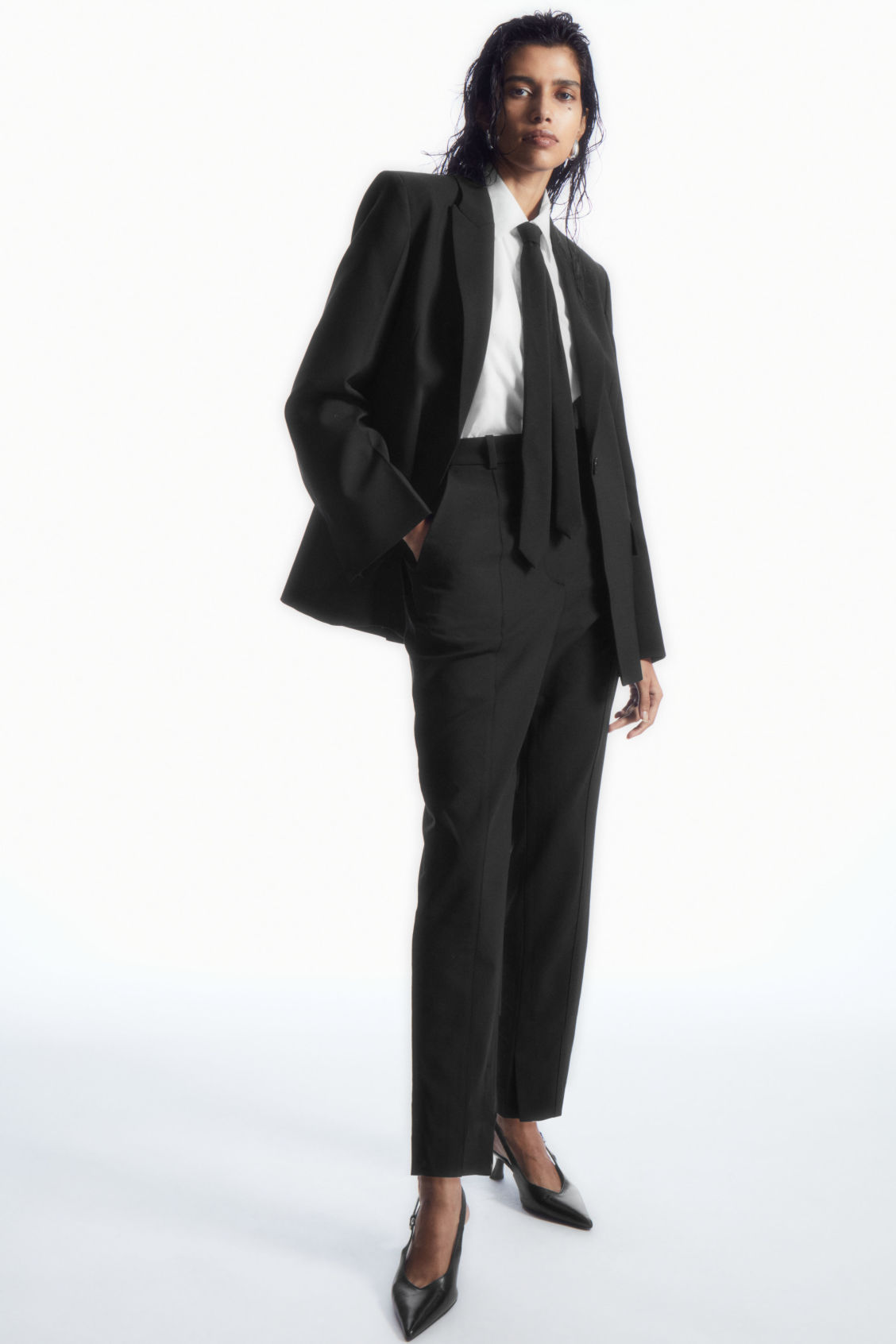 PINTUCKED SLIM-LEG WOOL TROUSERS